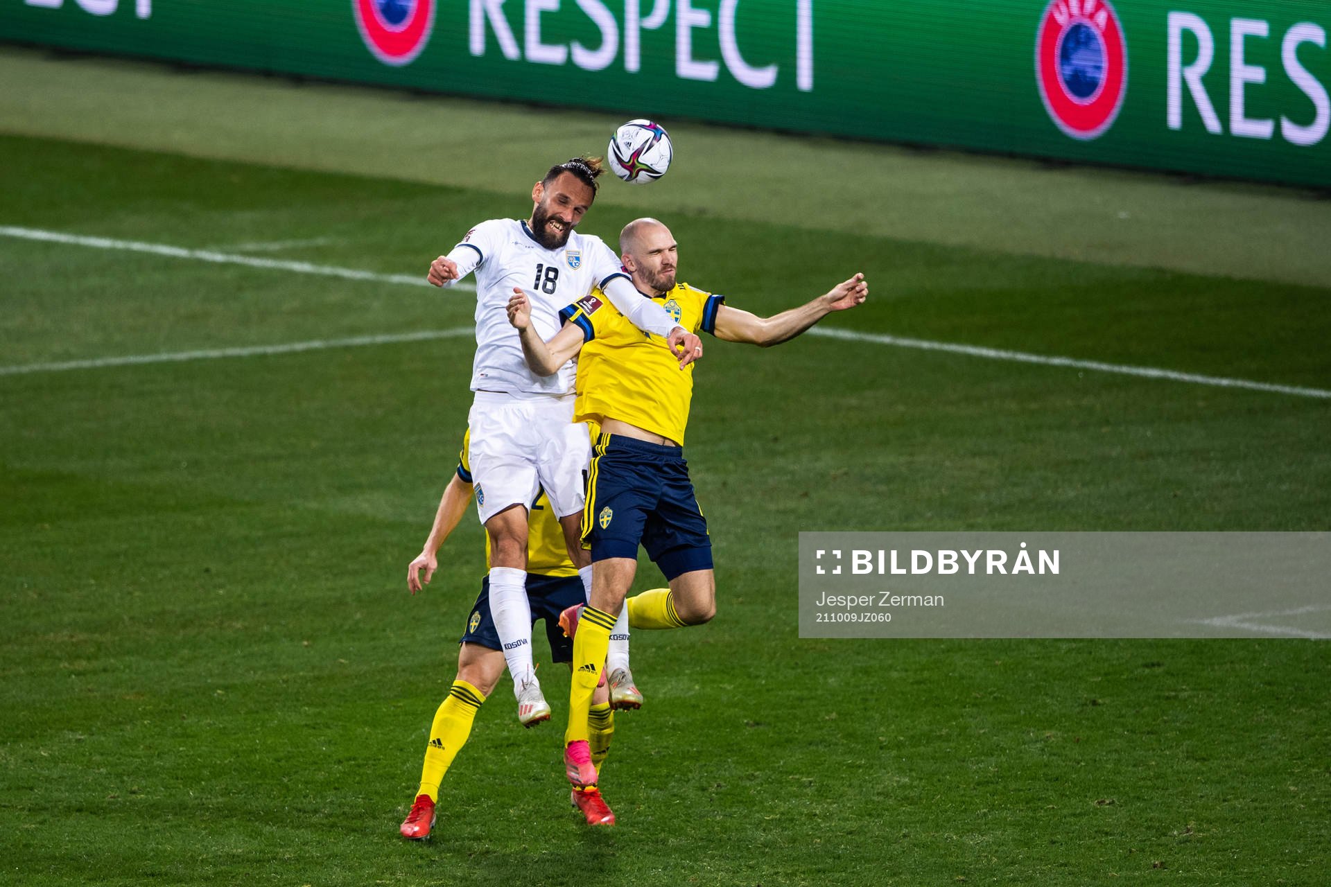 Vedat Muriqi of Kosovo and Marcus Danielson of Sweden