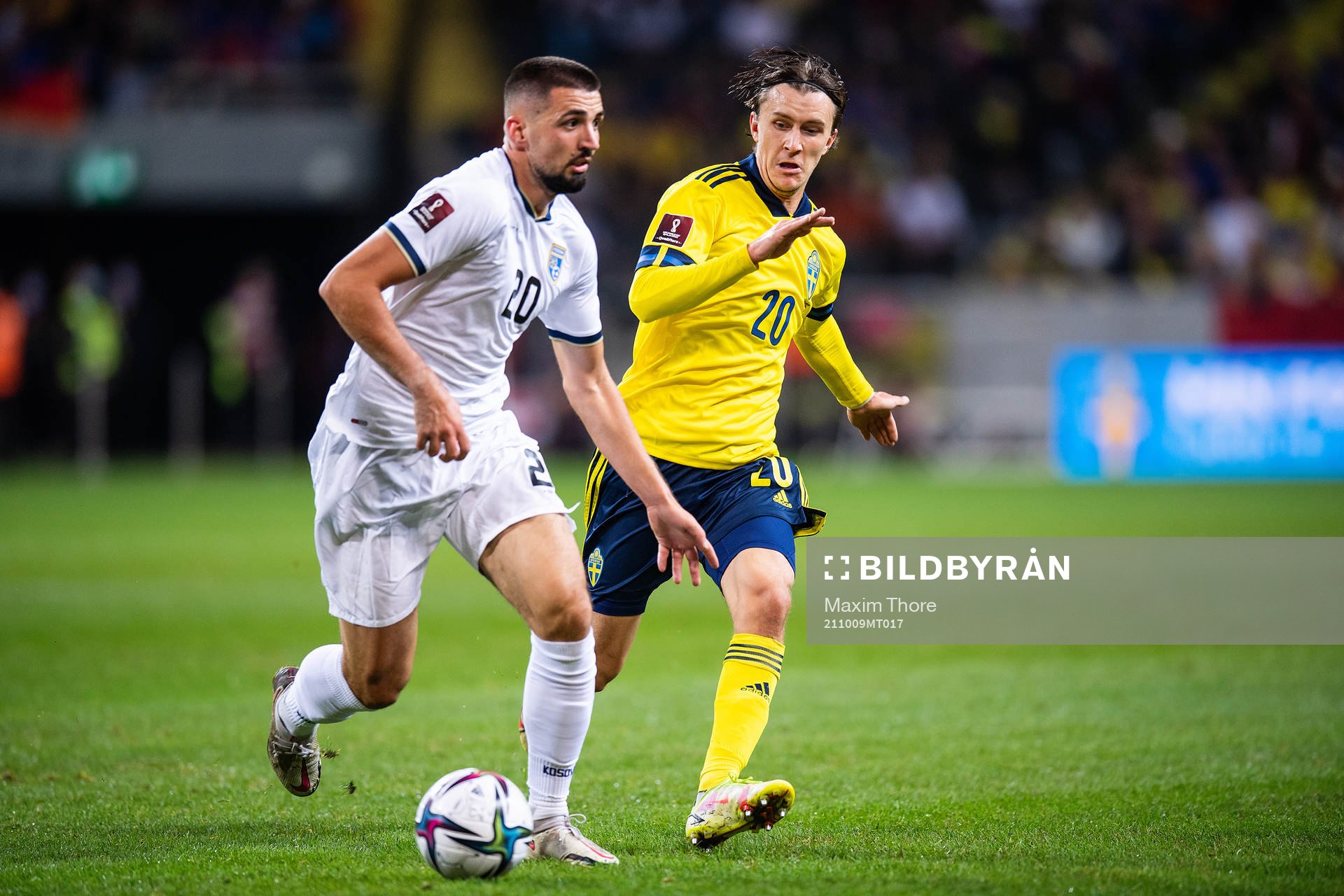 Ibrahim Dresevic of Kosovo and Kristoffer Olsson of Sweden