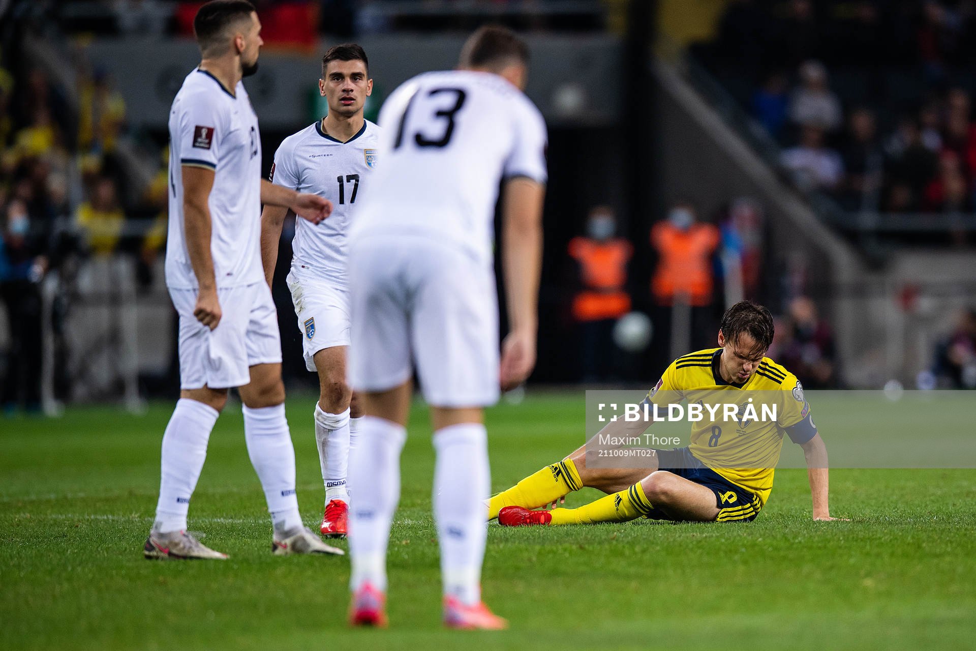 Albin Ekdal of Sweden in pain