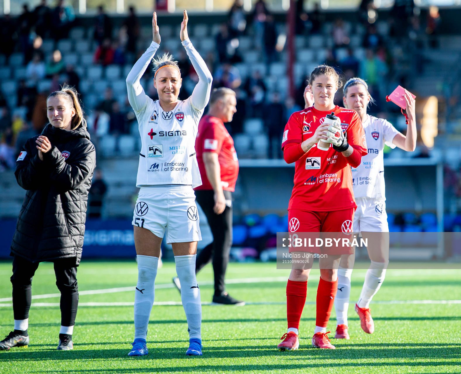 Rosengårds Sanne Troelsgaard och målvakt Teagan Micah