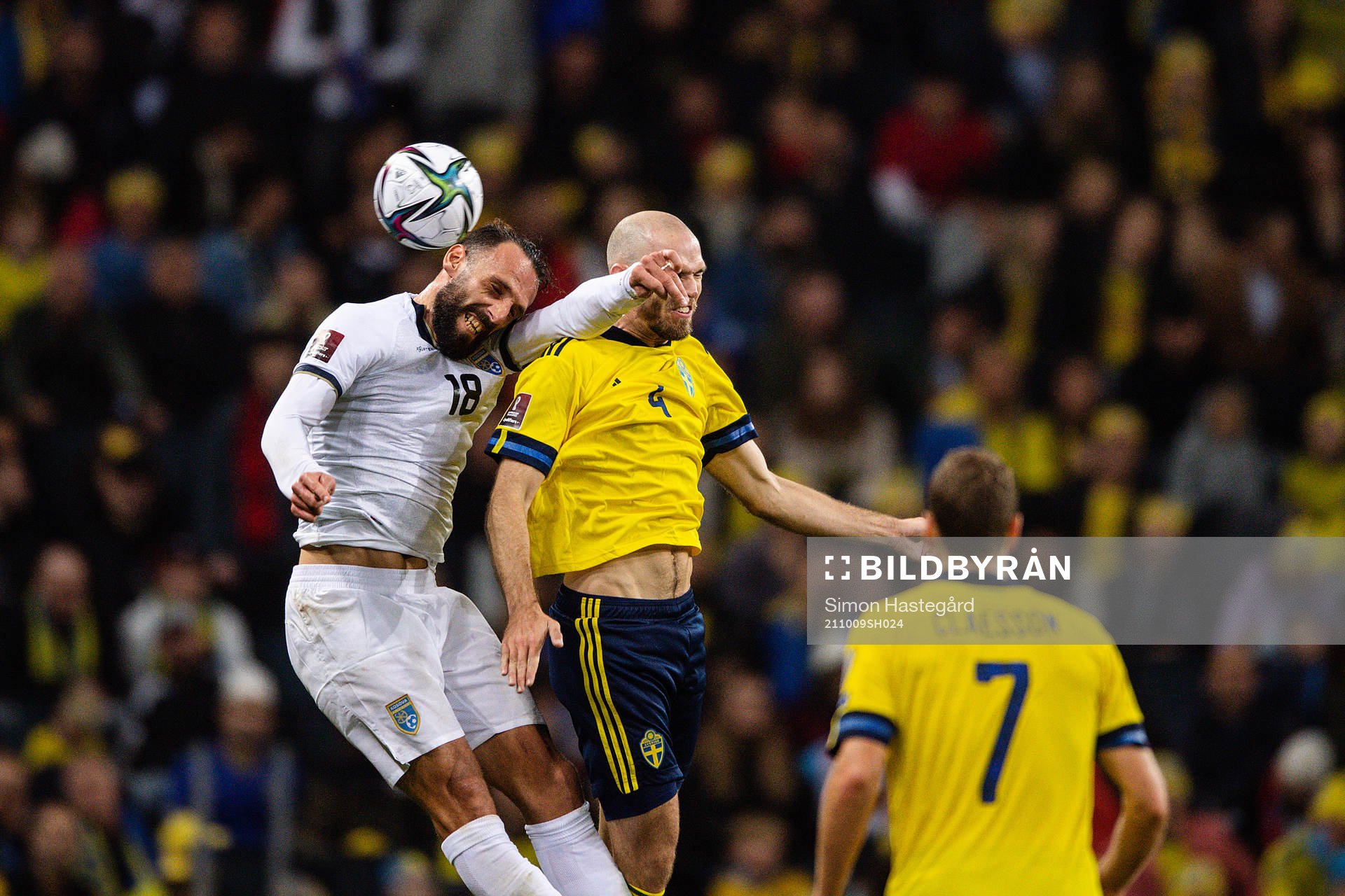 Vedat Muriqi of Kosovo and Marcus Danielson of Sweden