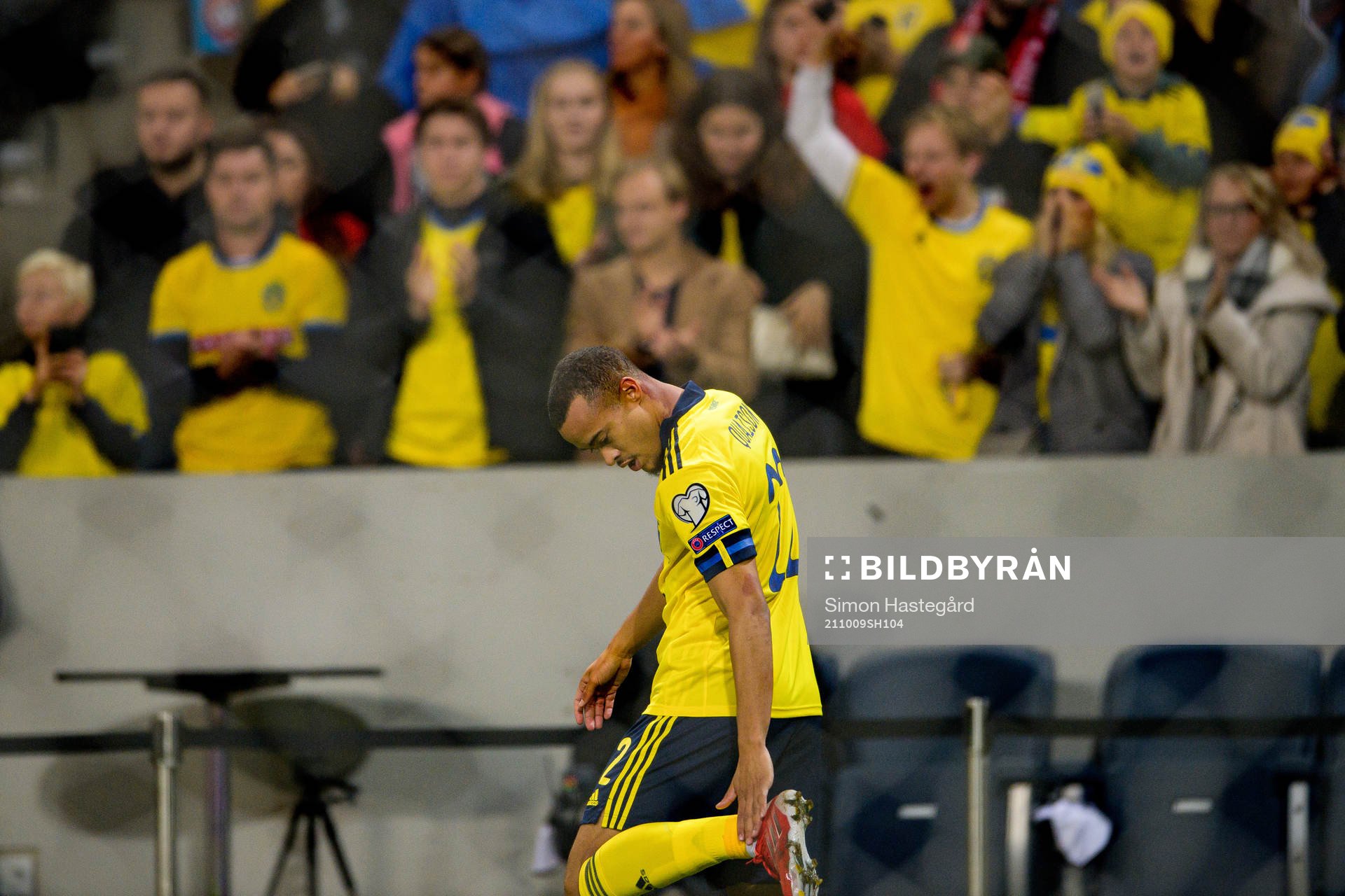 Robin Quaison of Sweden celebrates the 3-0 goal