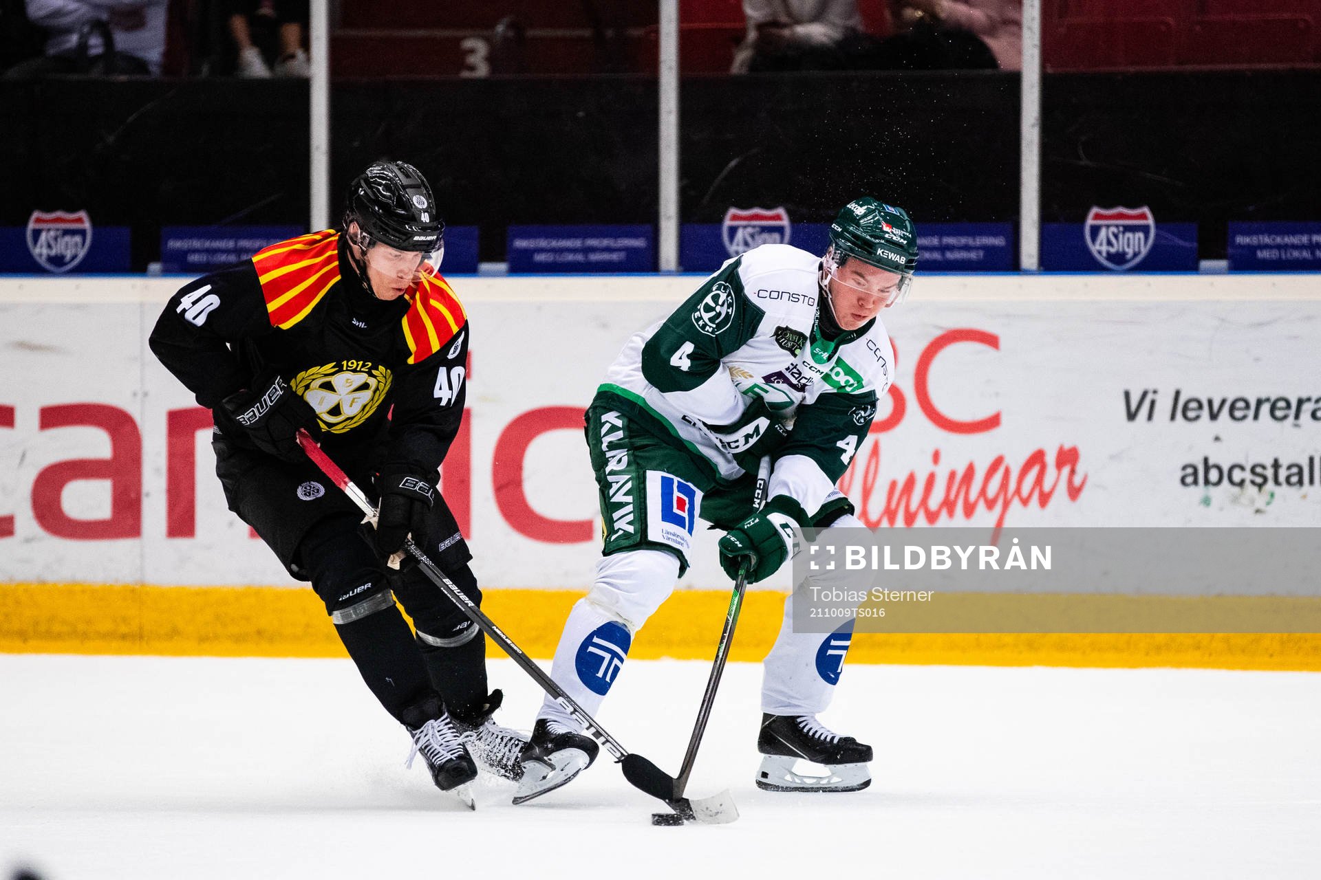 Brynäs Tomi Sallinen och Färjestads Oscar Lawner