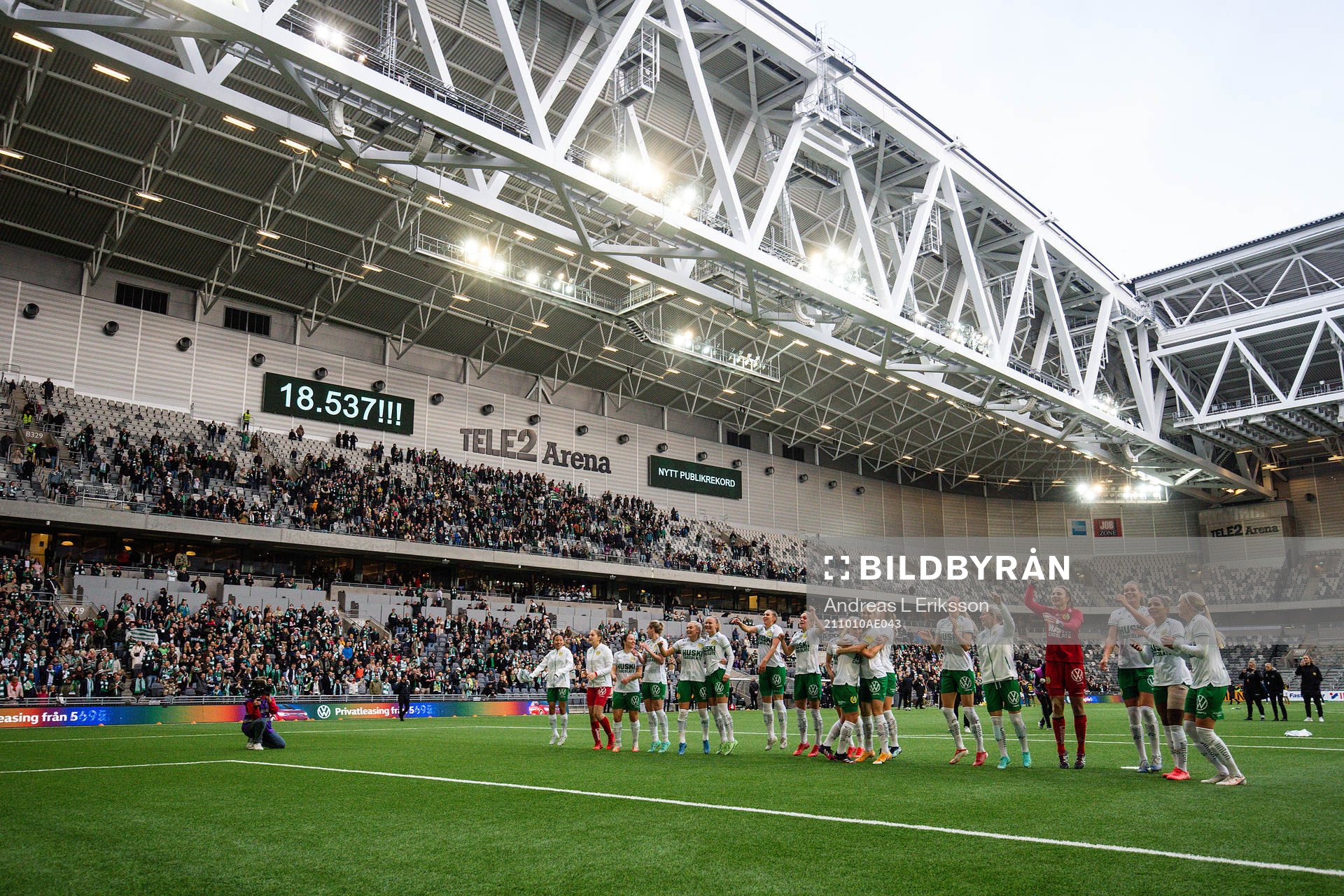 Hammarbys spelare jublar