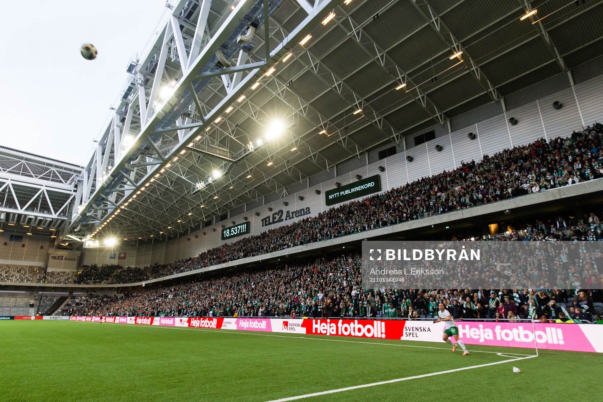 Hammarbys June Pedersen med en hörna