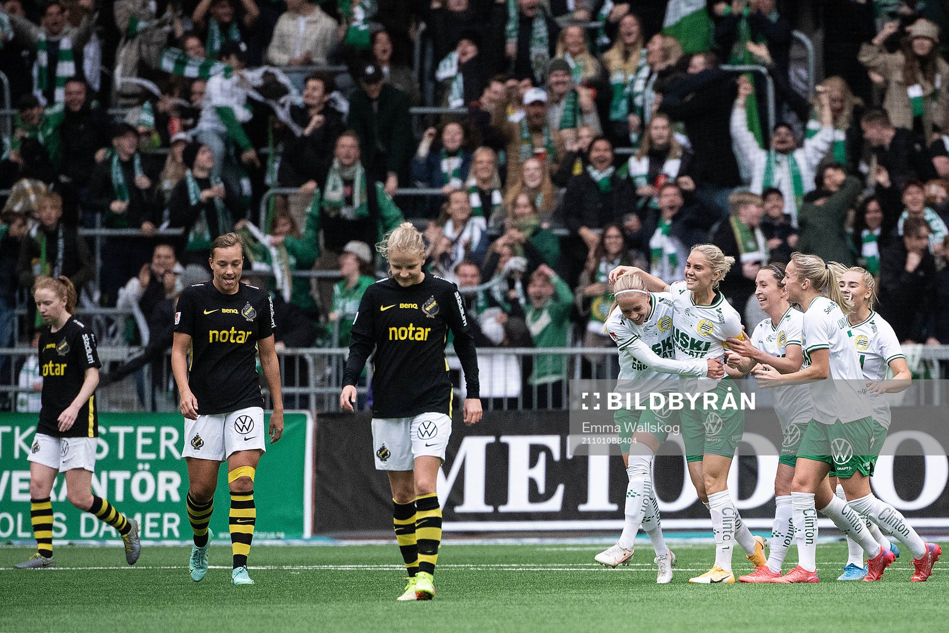 Hammarbys spelare jublar