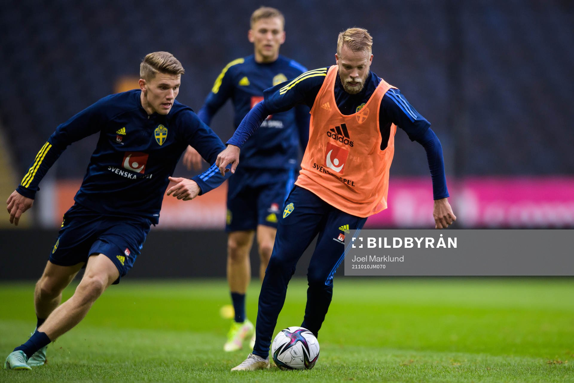 Viktor Gyökeres and Daniel Sundgren of the Swedish