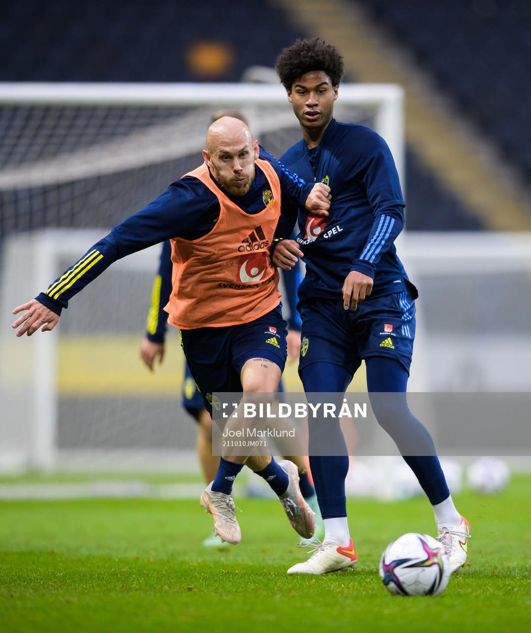 Magnus Eriksson and Jens Cajuste of the Swedish national