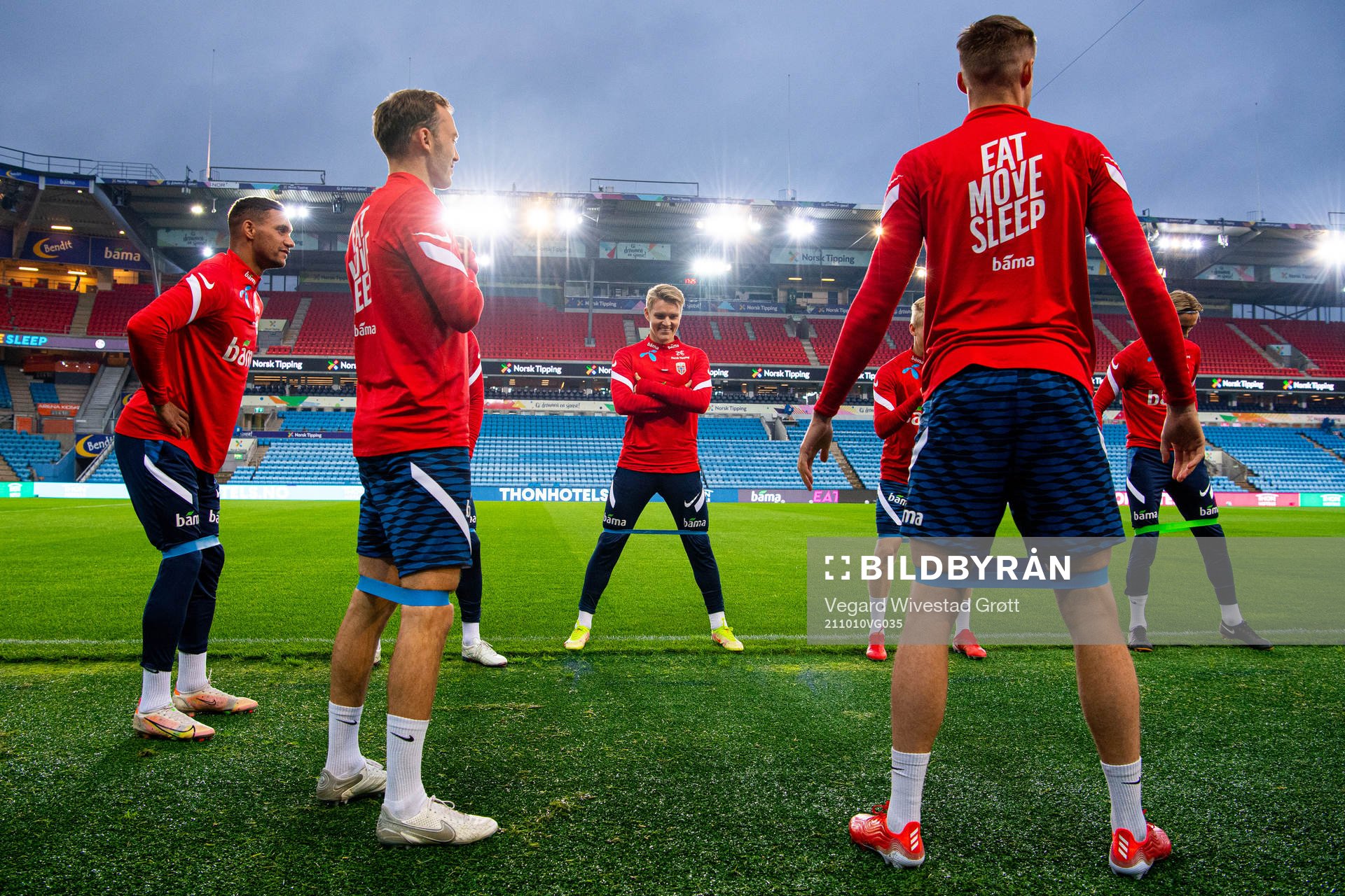 Ruben Gabrielsen, Martin Ødegaard and players of the