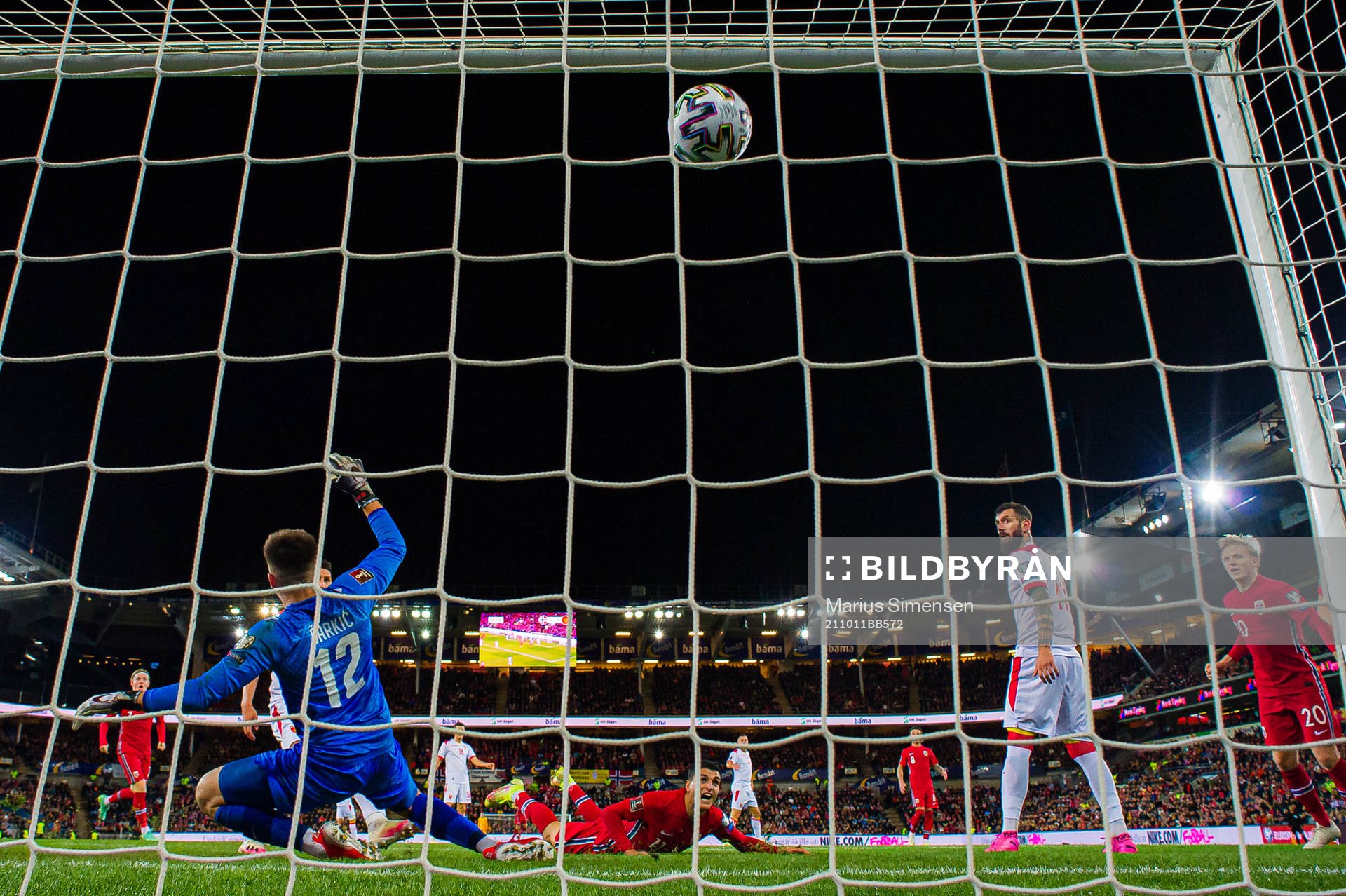 Mohamed Elyounoussi of Norway scores the 1-0 goal