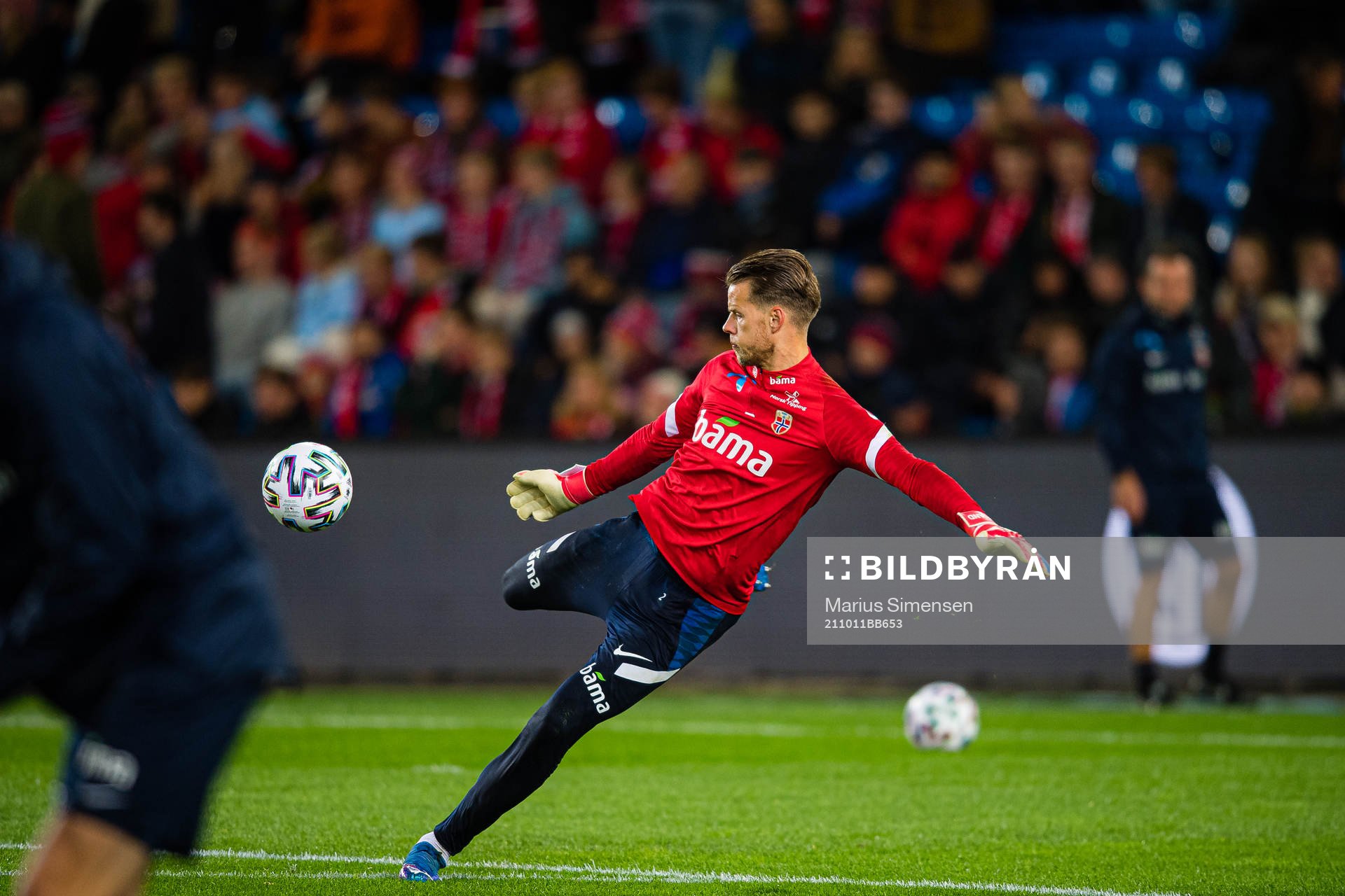 Goalkeeper Ørjan Håskjold Nyland of Norway warms up