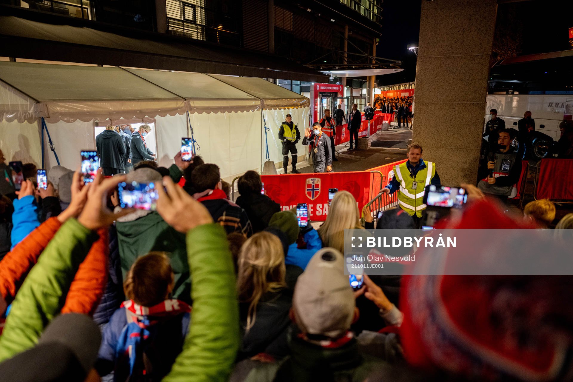 Mohamed Elyounoussi of Norway arrives at the stadium