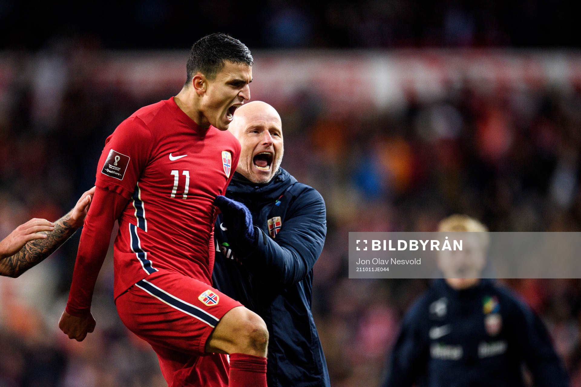 Mohamed Elyounoussi and Ståle Solbakken, head coach of