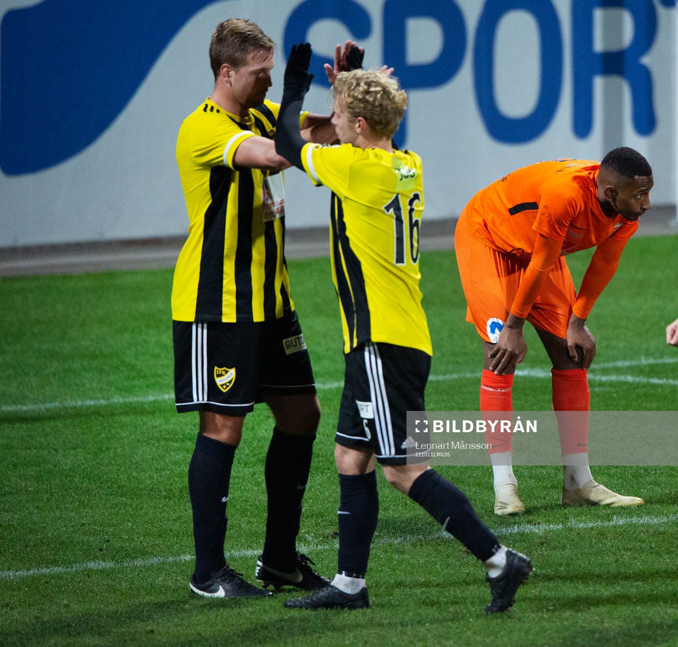 Slutsignal i matchen i div 2 Södra Götaland mellan Kristianstads FC och IFK Hässleholm i Kristianstad 11 oktober 2021.