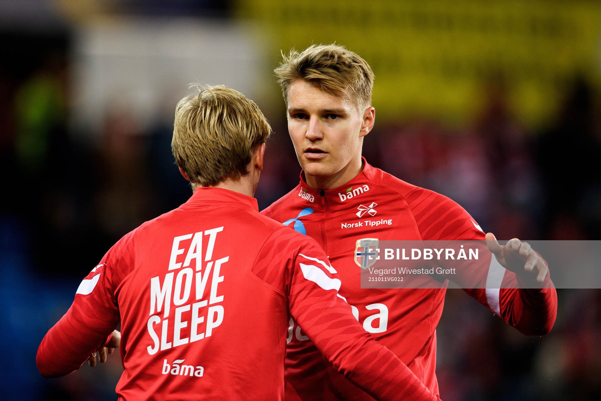 Mats Møller Dæhli and Martin Ødegaard of Norway