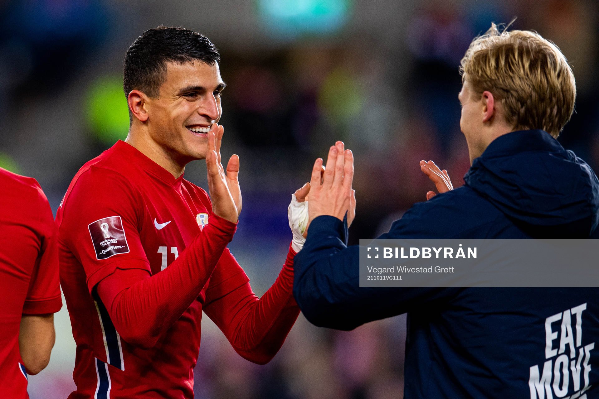 Mohamed Elyounoussi and Mats Møller Dæhli of Norway
