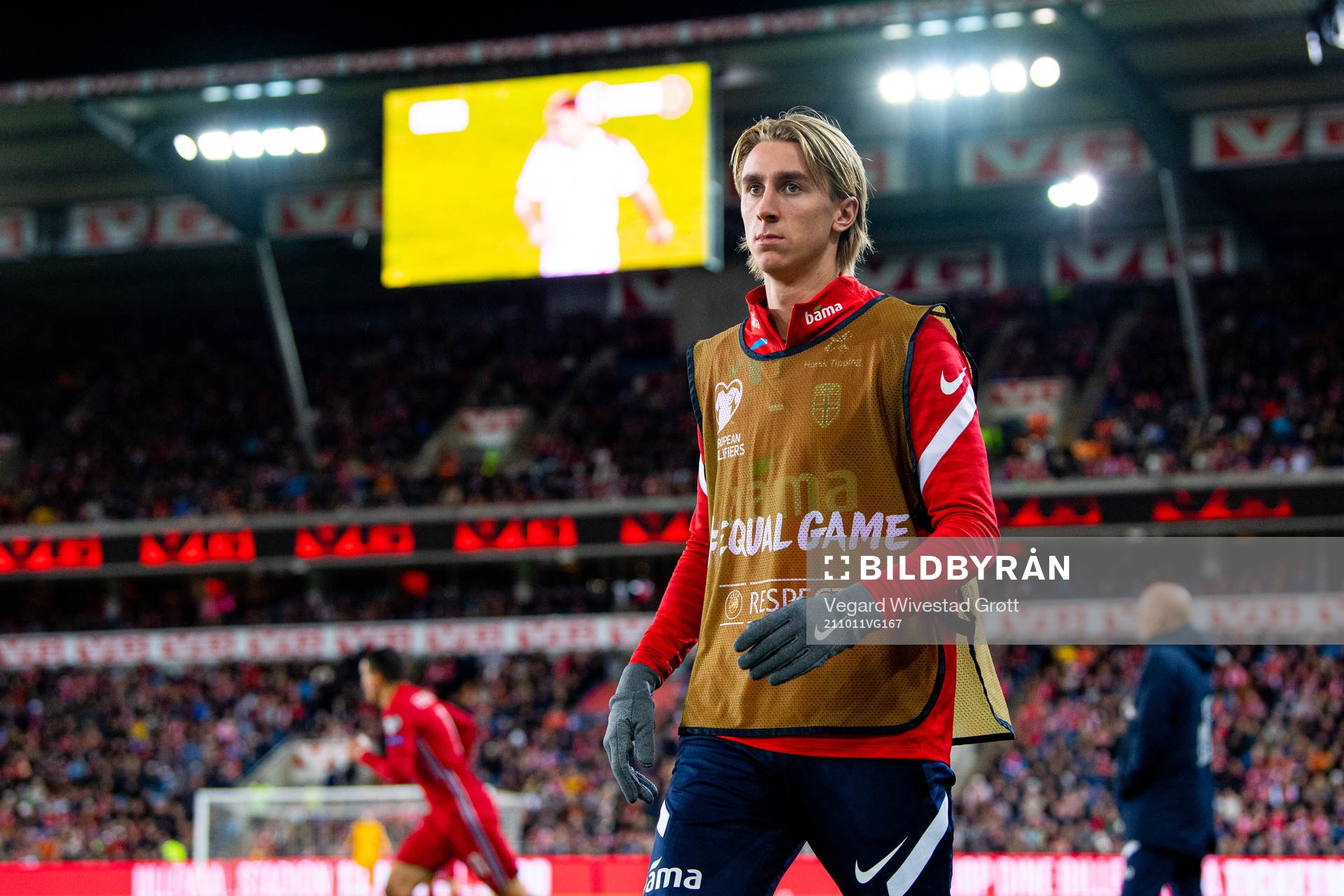 Dennis Johnsen of Norway warms up