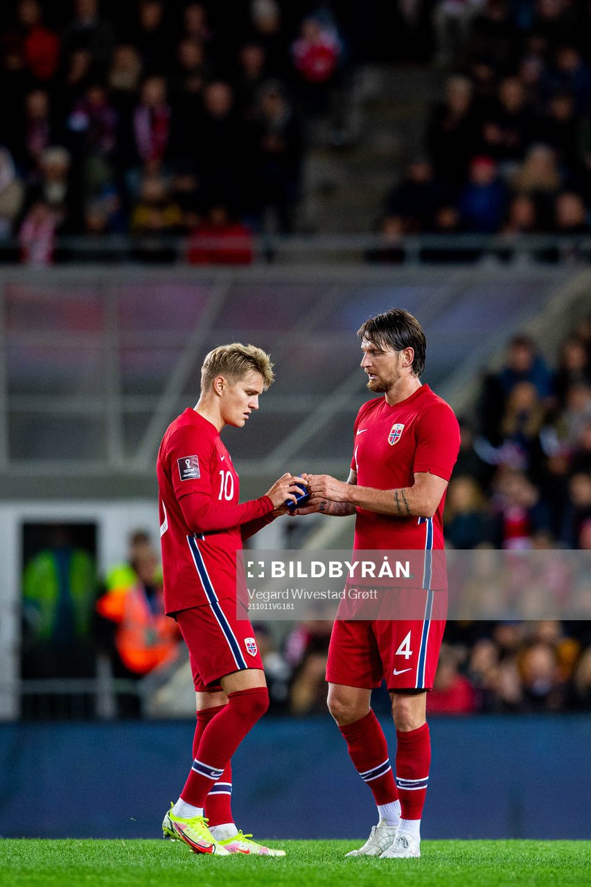 Martin Ødegaard and Stefan Strandberg of Norway