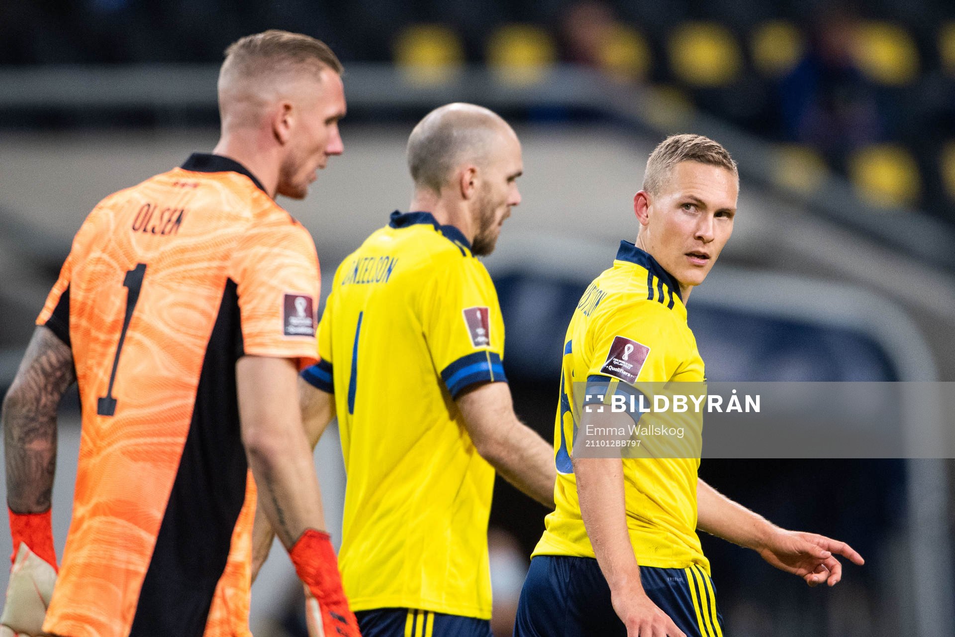 Goalkeeper Robin Olsen and Ludwig Augustinsson of Sweden