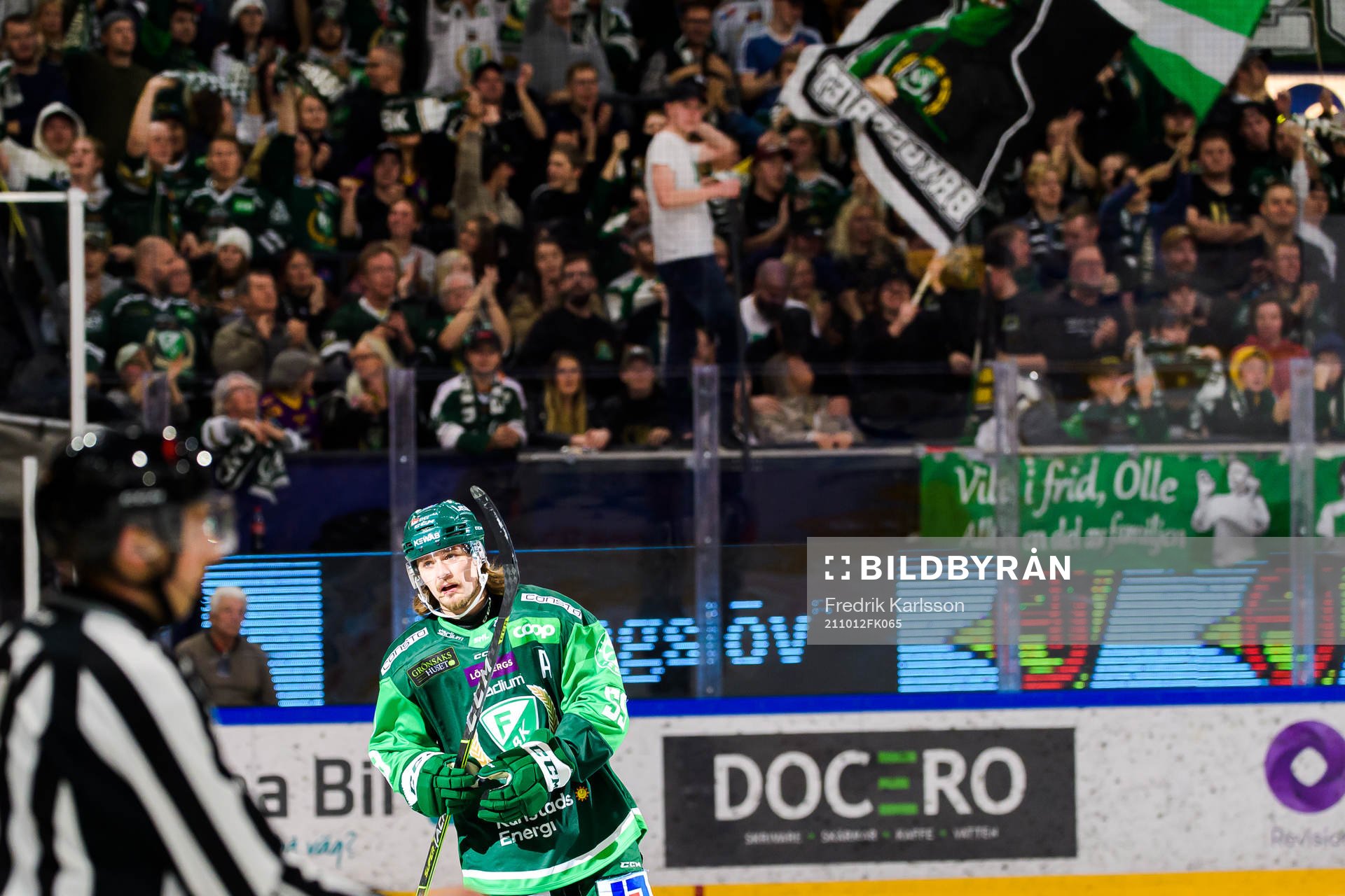 Färjestads Linus Johansson jublar