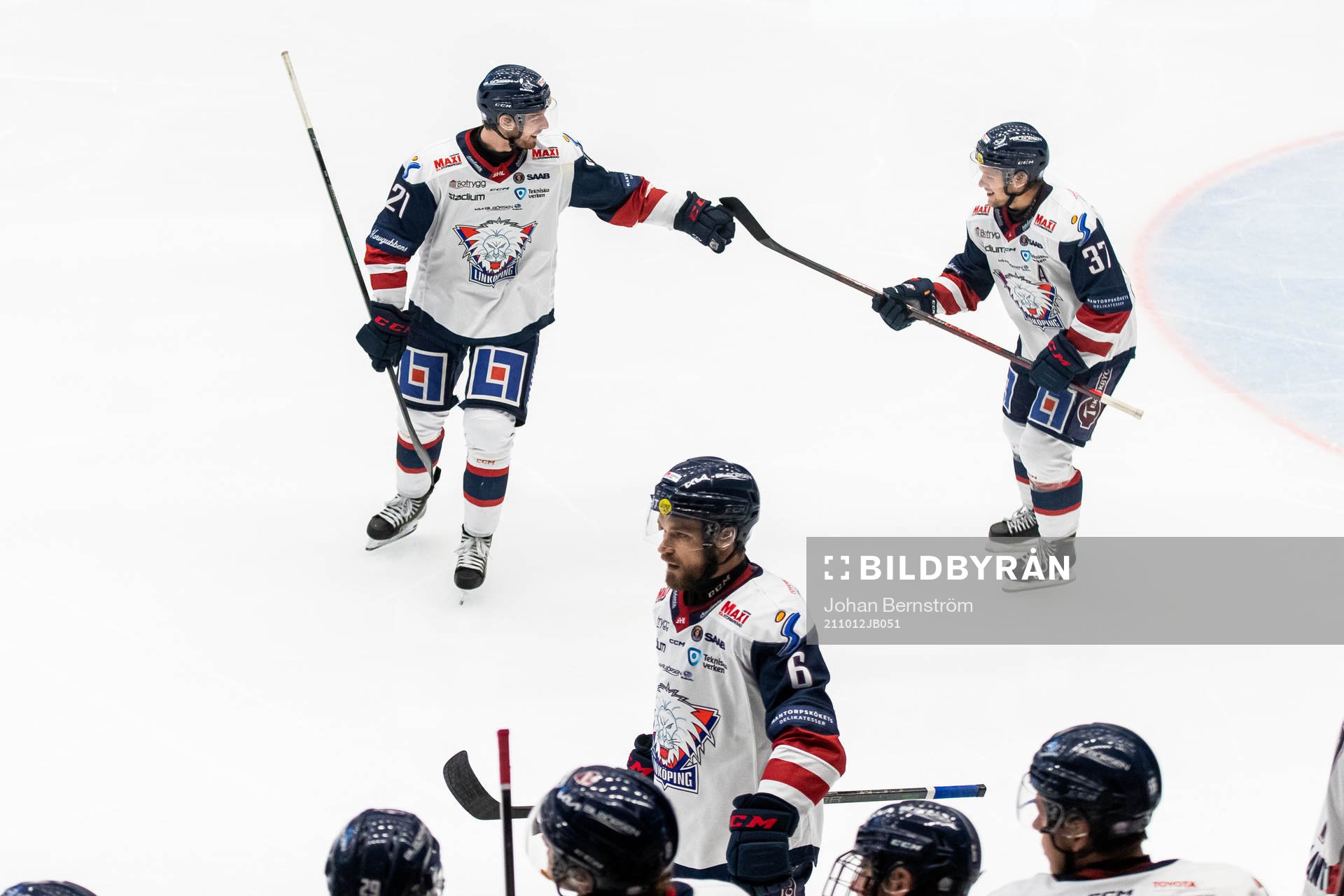 Linköpings Christoffer Ehn jublar med Jesper Pettersson