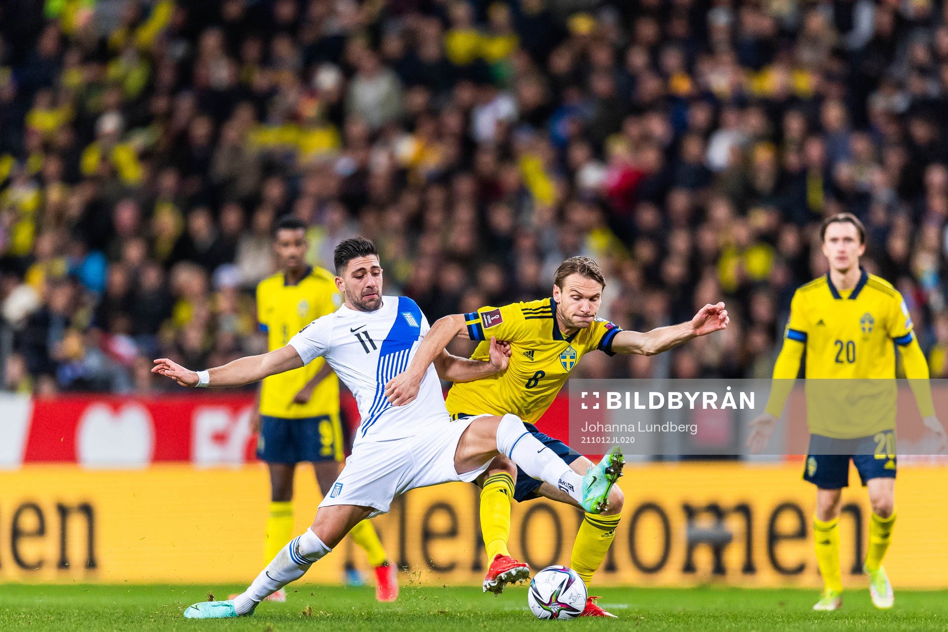 Tasos Bakasetas of Greece and Albin Ekdal of Sweden