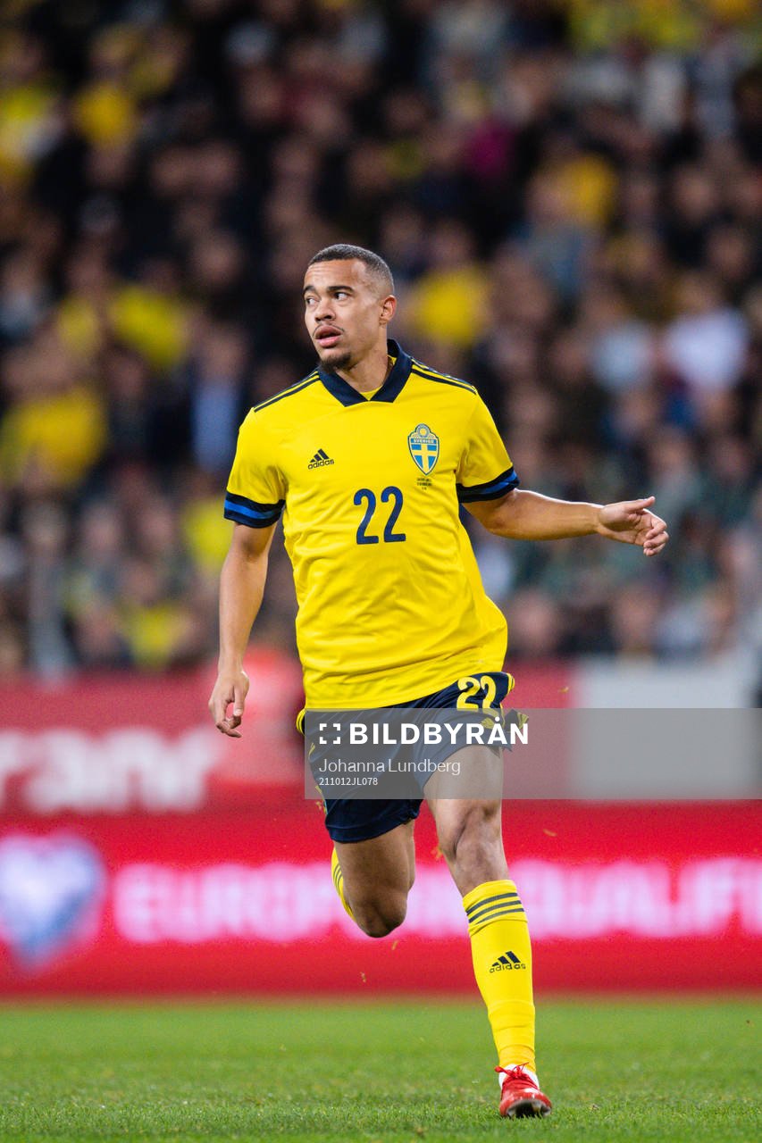Robin Quaison of Sweden