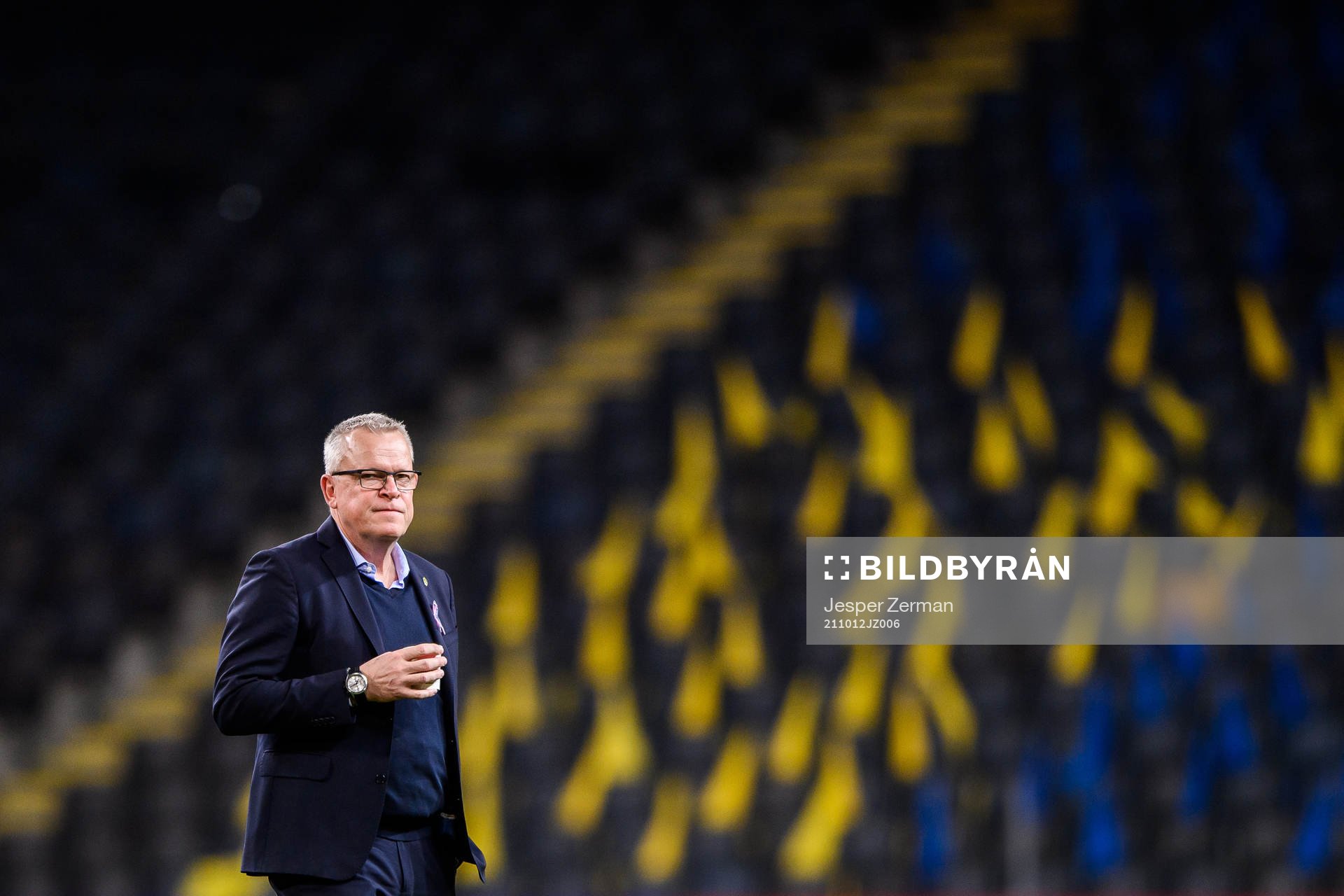 head coach Janne Andersson of Sweden