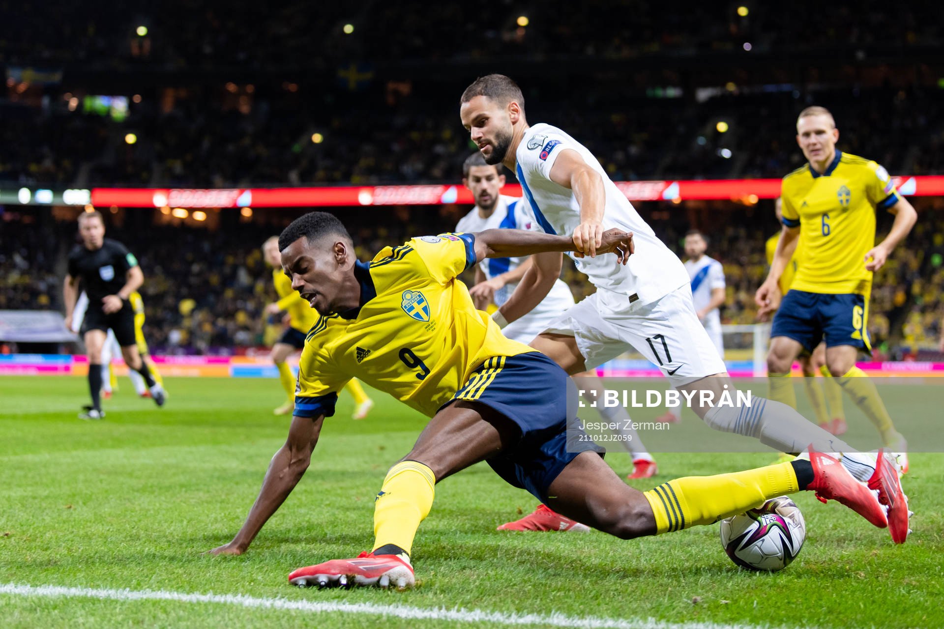 Alexander Isak of Sweden and Pantelis Hatzidiakos of Greece