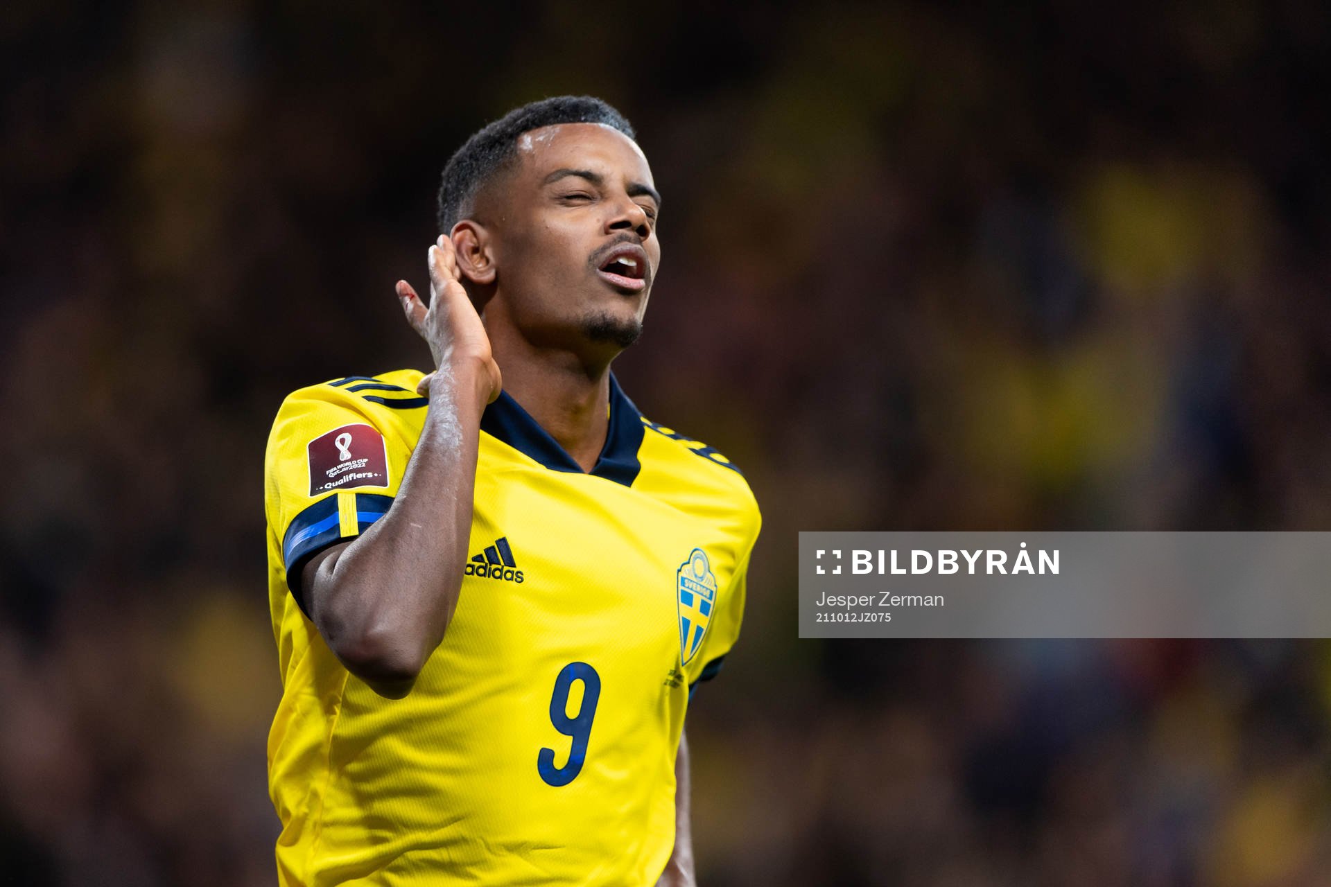 Alexander Isak of Sweden celebrates