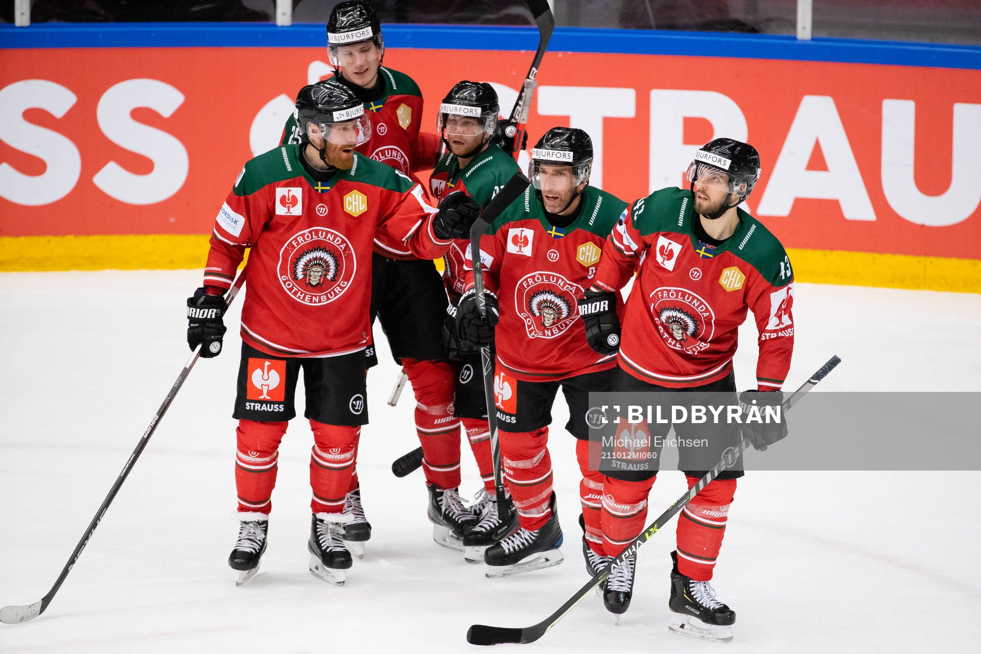 Joel Lundqvist of Frölunda celebrates scoring 4-1 with