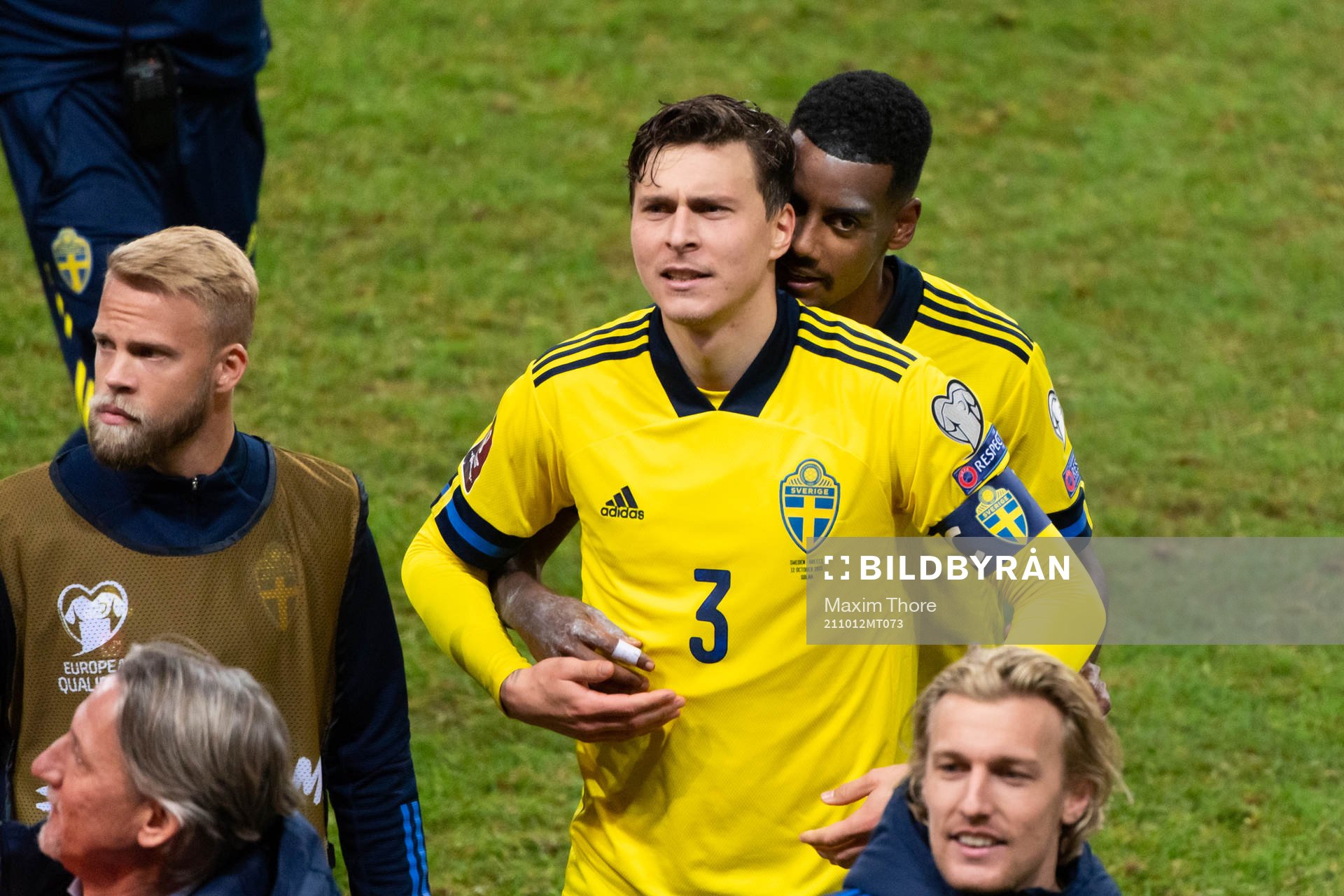 Victor Nilsson Lindelöf and Alexander Isak of Sweden