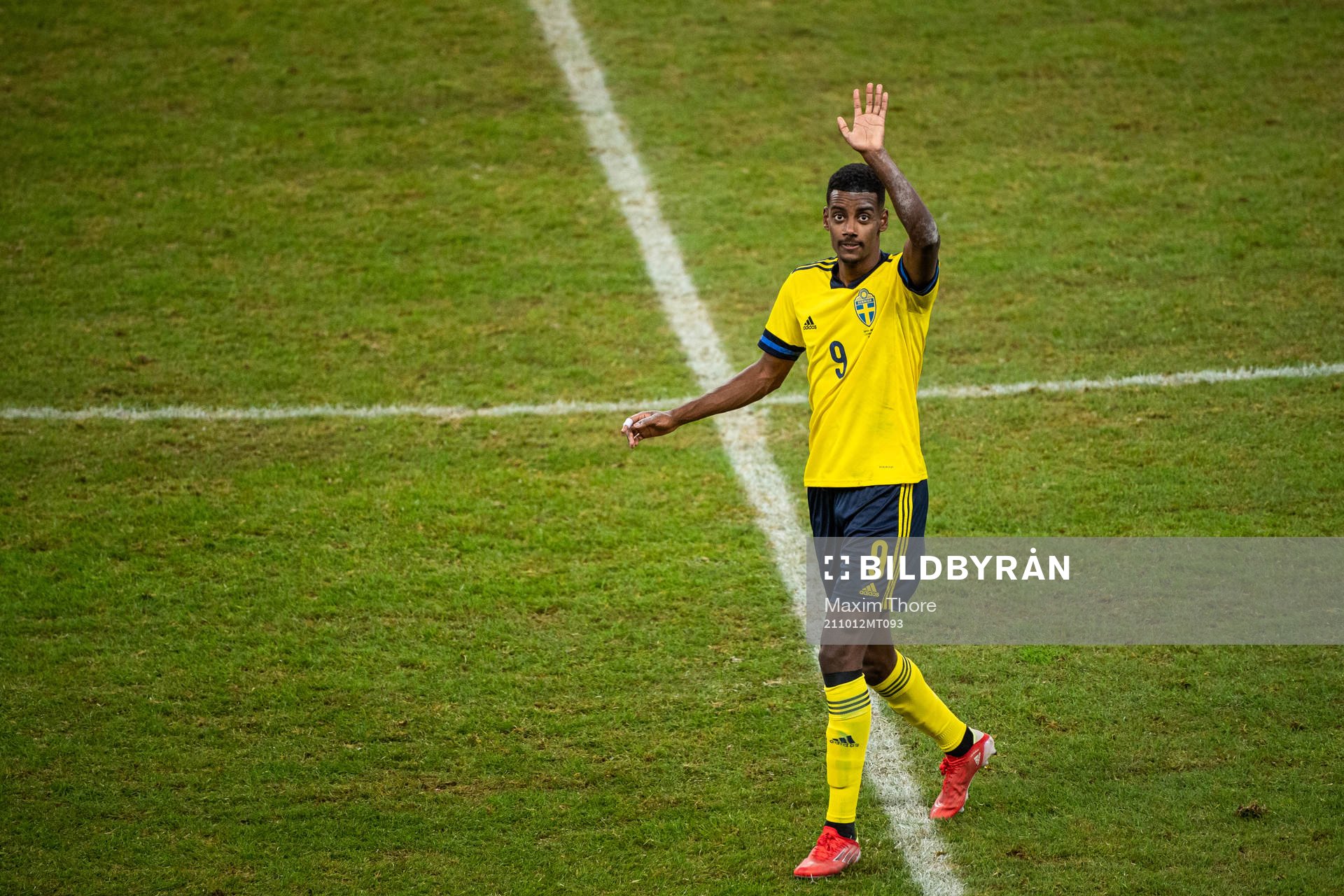 Alexander Isak of Sweden celebrates