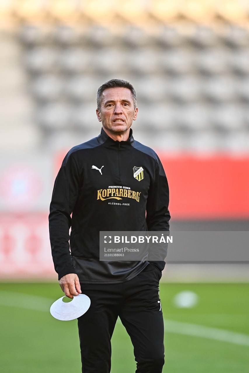 Head coach Mats Gren of Häcken