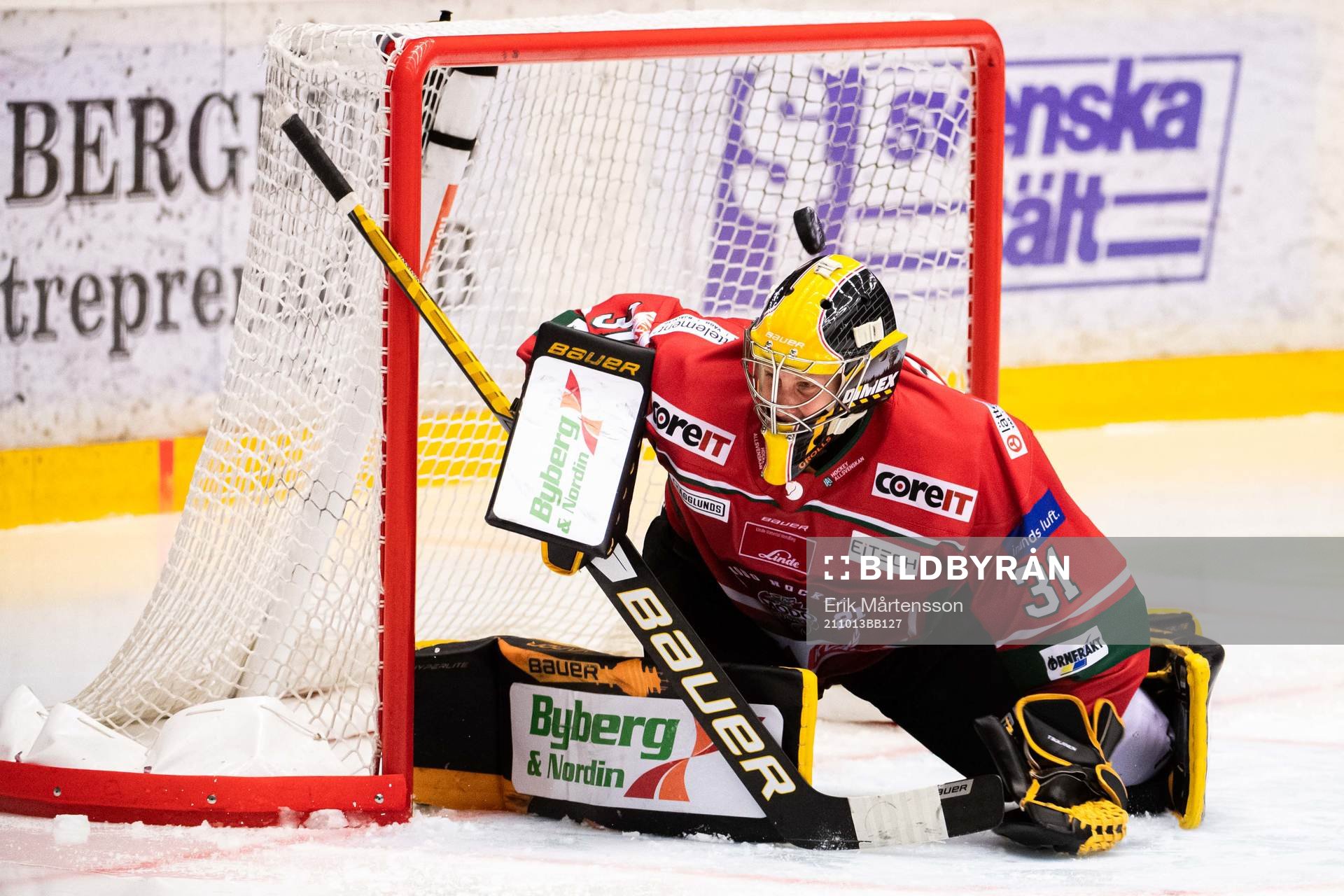 Modos målvakt Henrik Tikkane