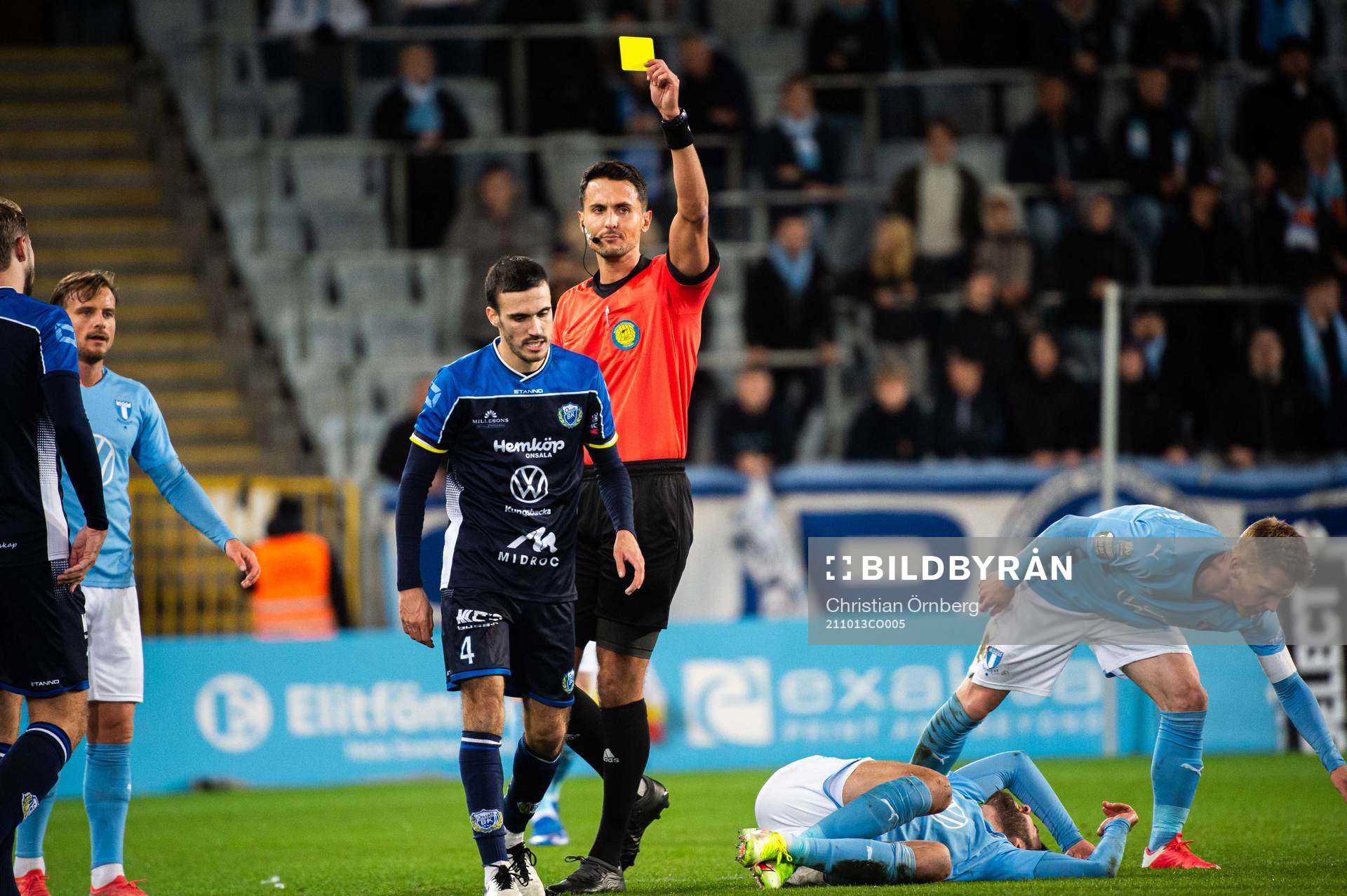 Onsalas Christoffer Nogueira tilldelas en varning