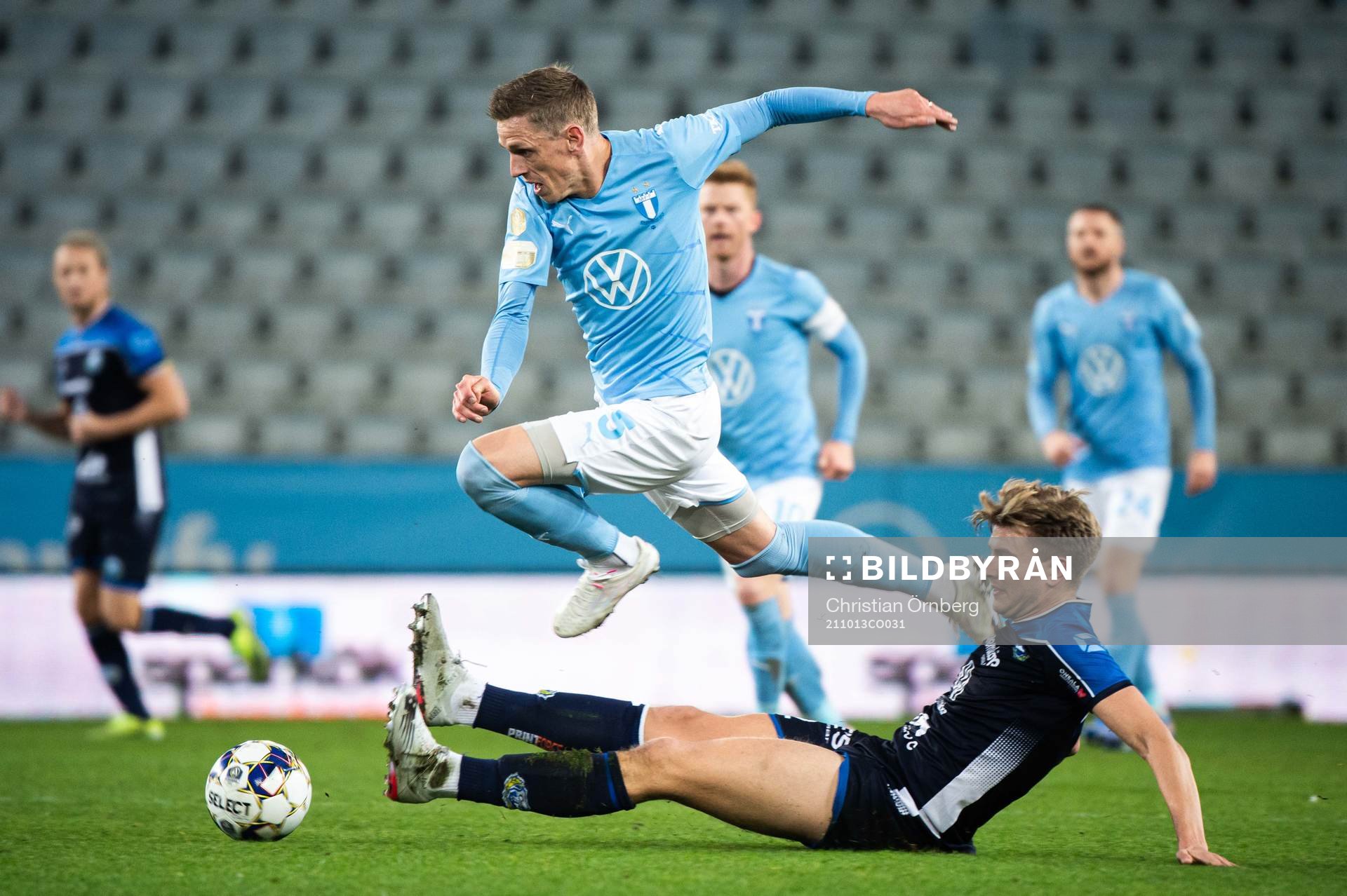 Malmö FFs Sören Rieks och Onsalas Alexander Levinson