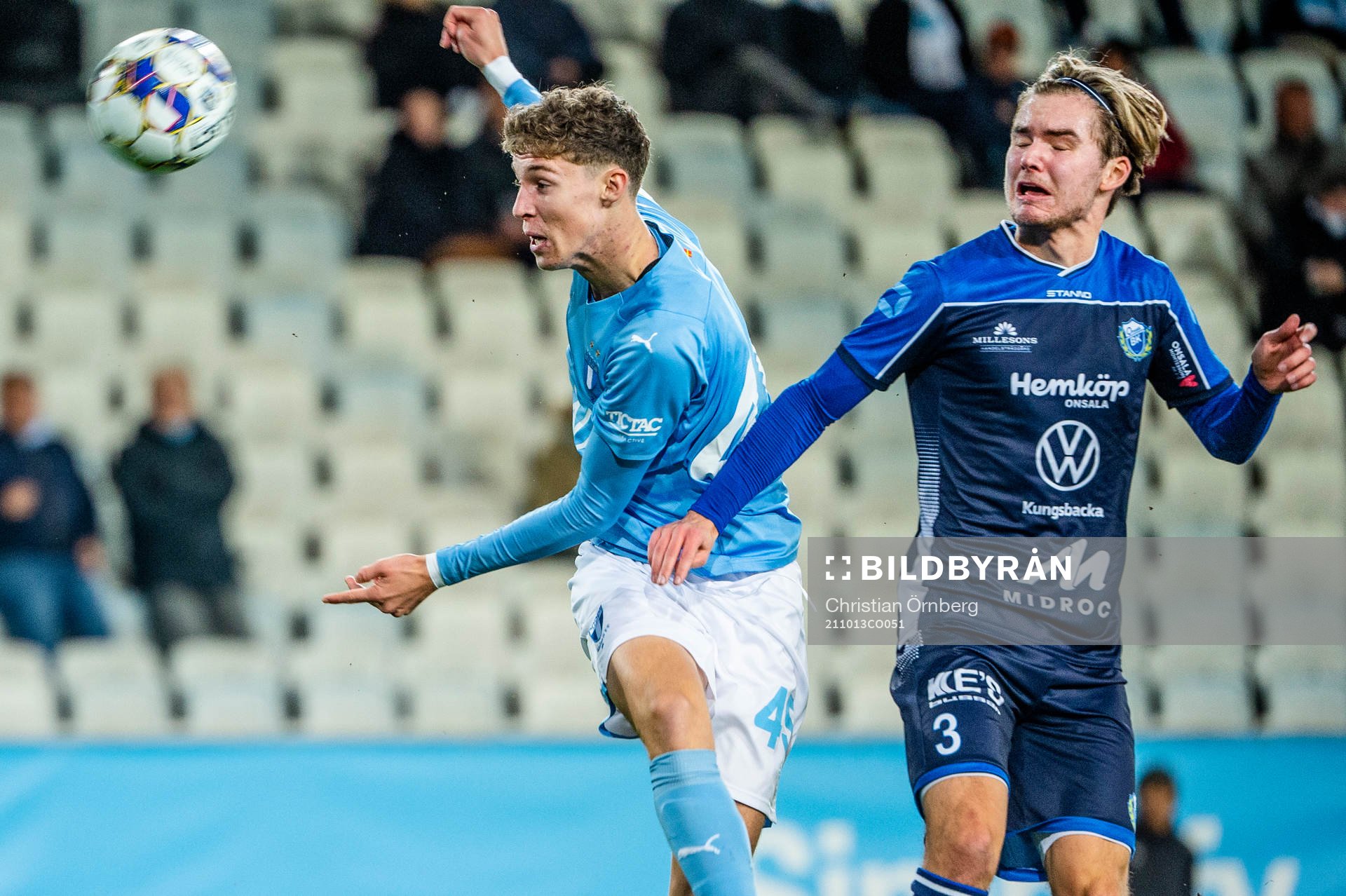 Malmö FFs Samuel Burakovsky mot Onsalas Hugo Björnberg