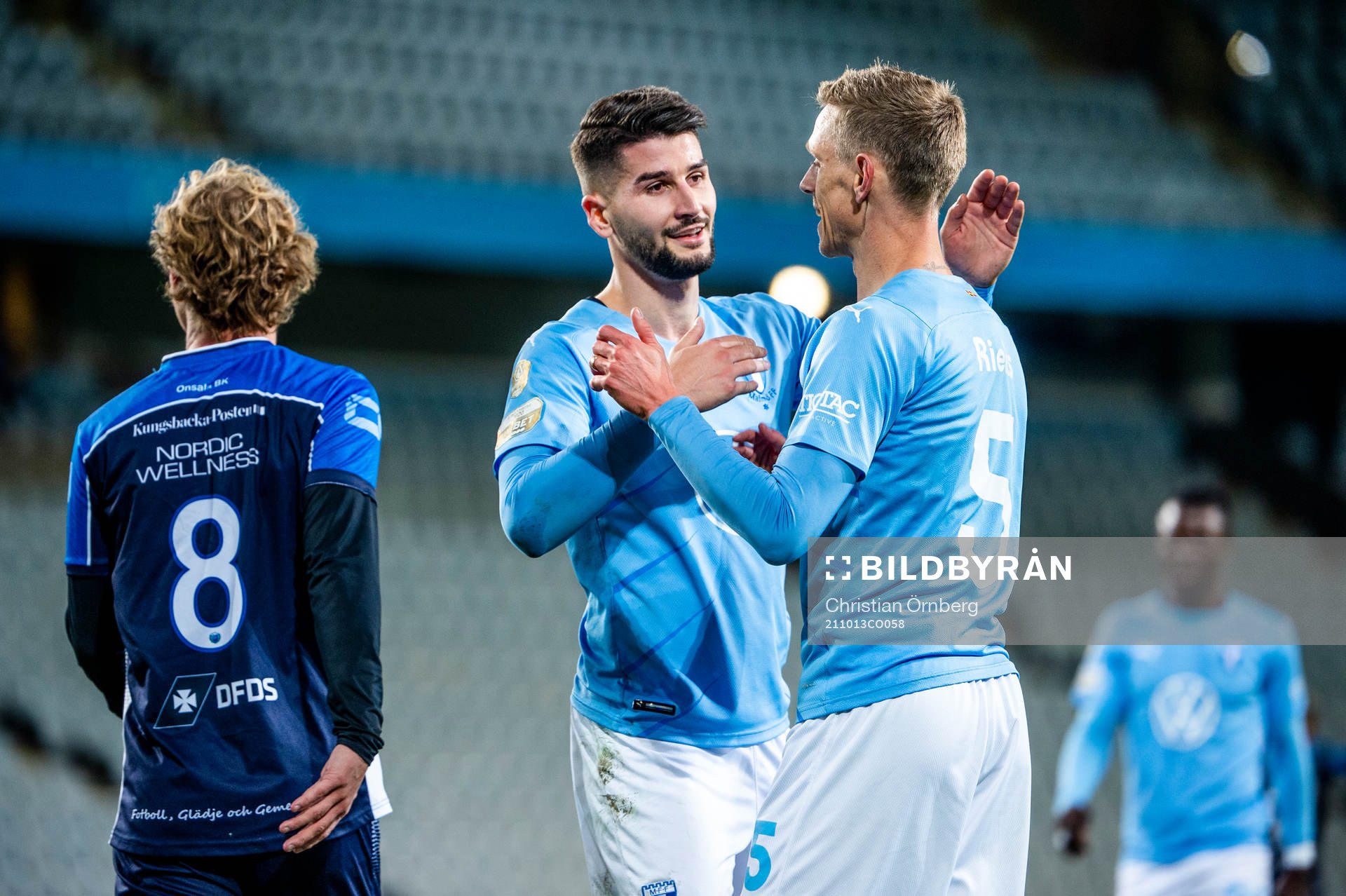 Malmö FFs Antonio Colak jublar med Sören Rieks