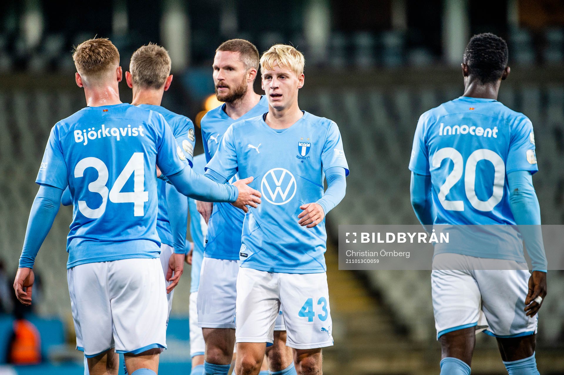 Malmö FFs Emil Lindman jublar med lagkamraterna