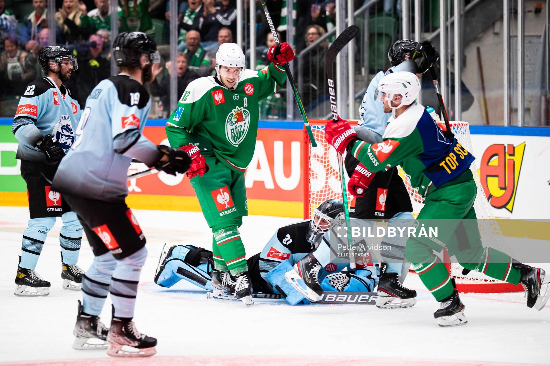 Linus Sjödin of Rögle celebrates
