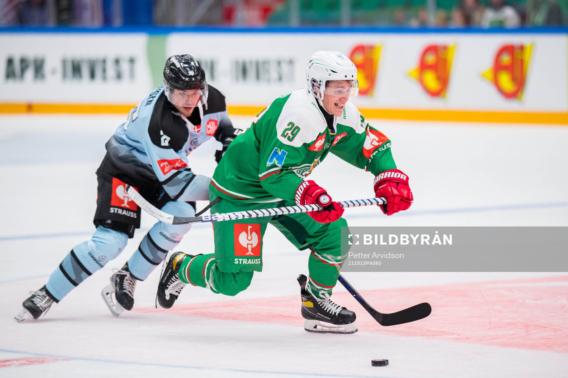 Mathias Borring of SønderjyskE and Tyler Kelleher of Rögle