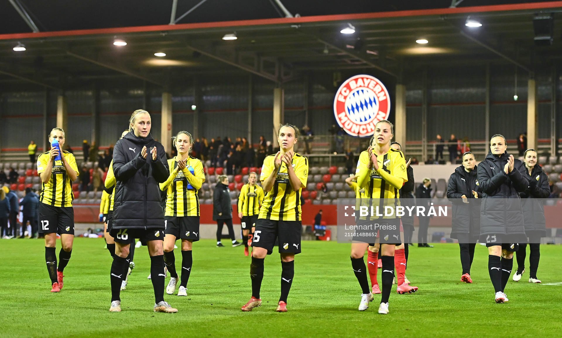 Players of Häcken looks dejected