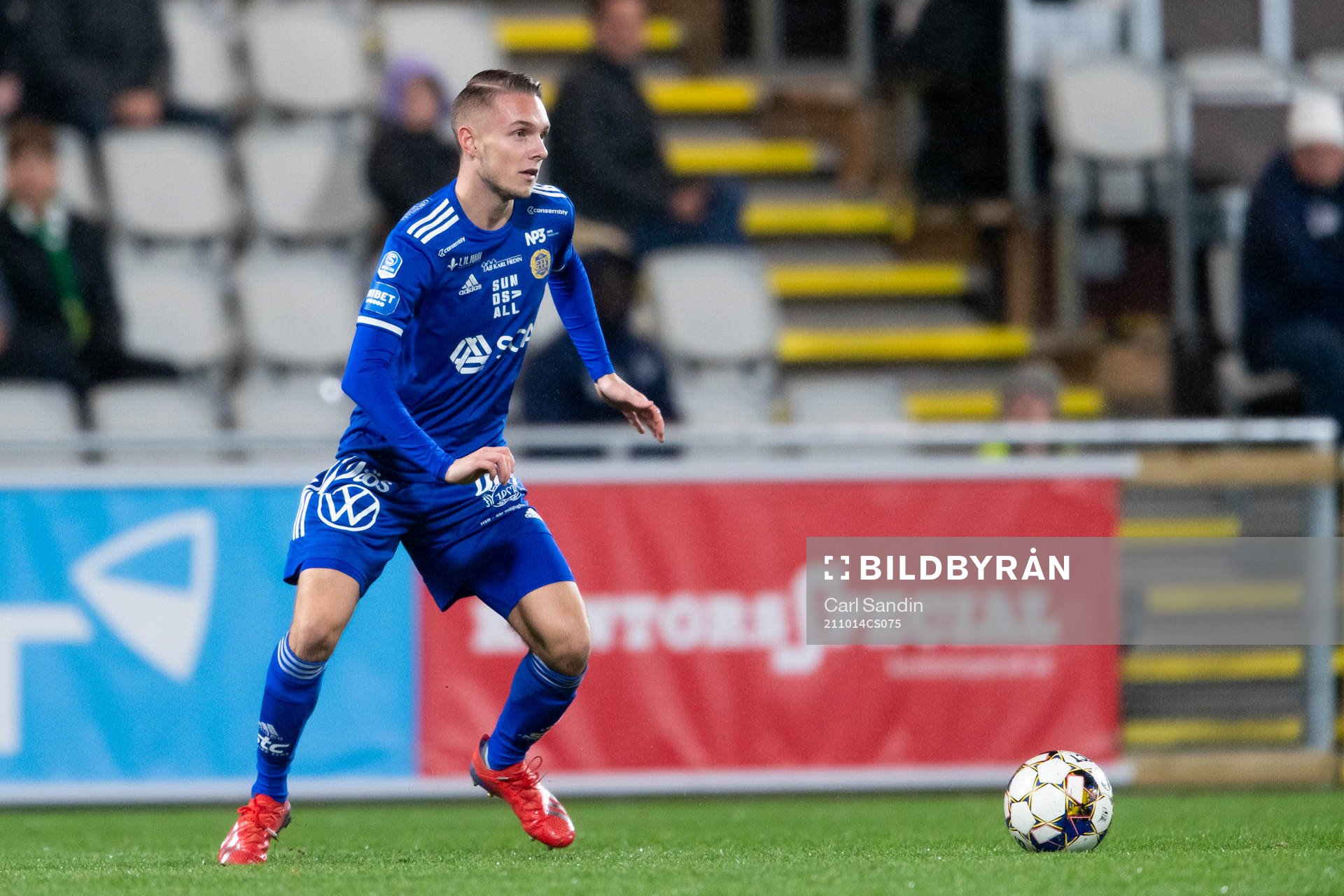 Sundsvalls Albin Palmlöf under fotbollsmatchen i Superettan mellan Jönköpings Södra och GIF Sundsvall den 14 oktober 2021 i Jönköping.