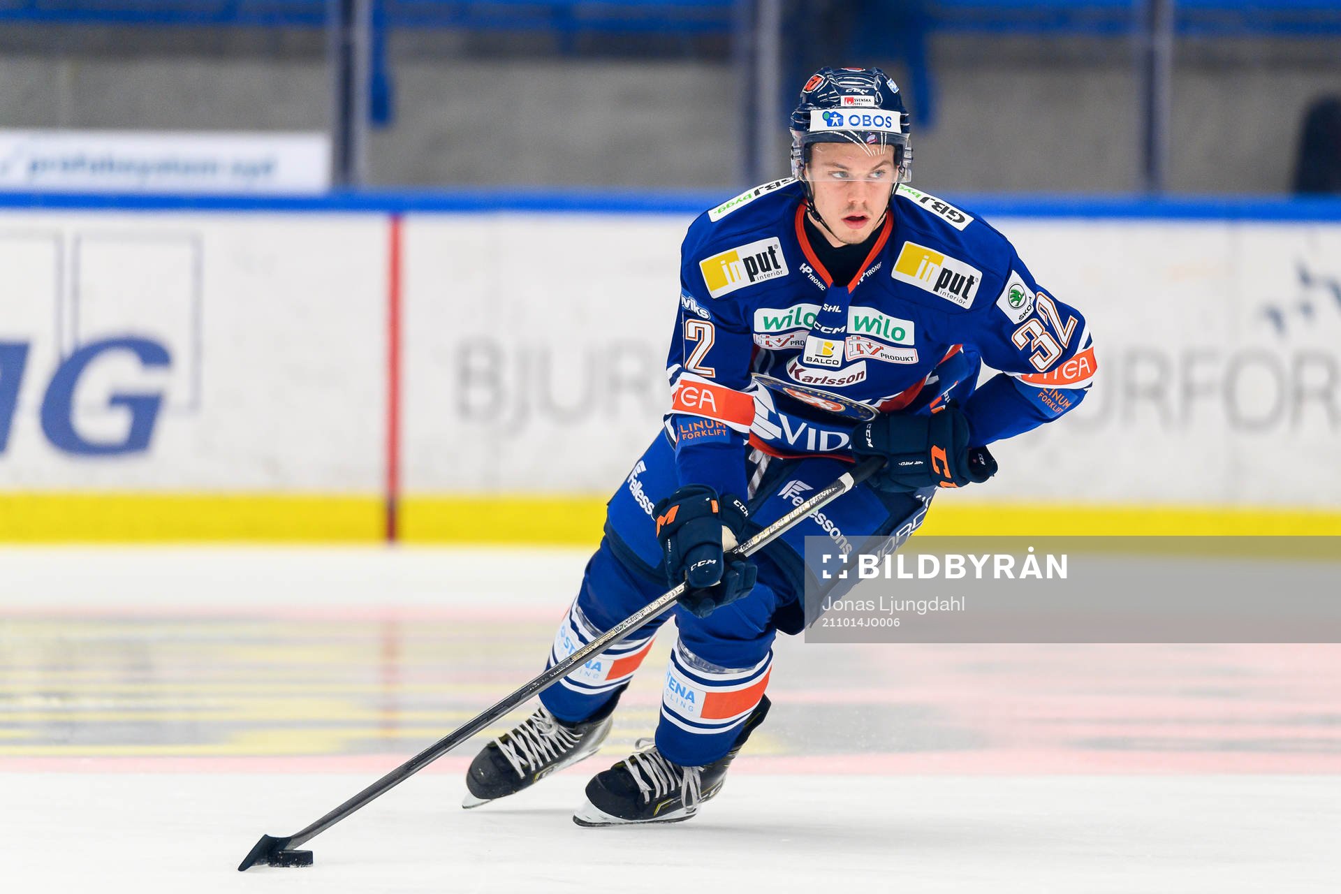 Växjös Oscar Hagman värmningen före
