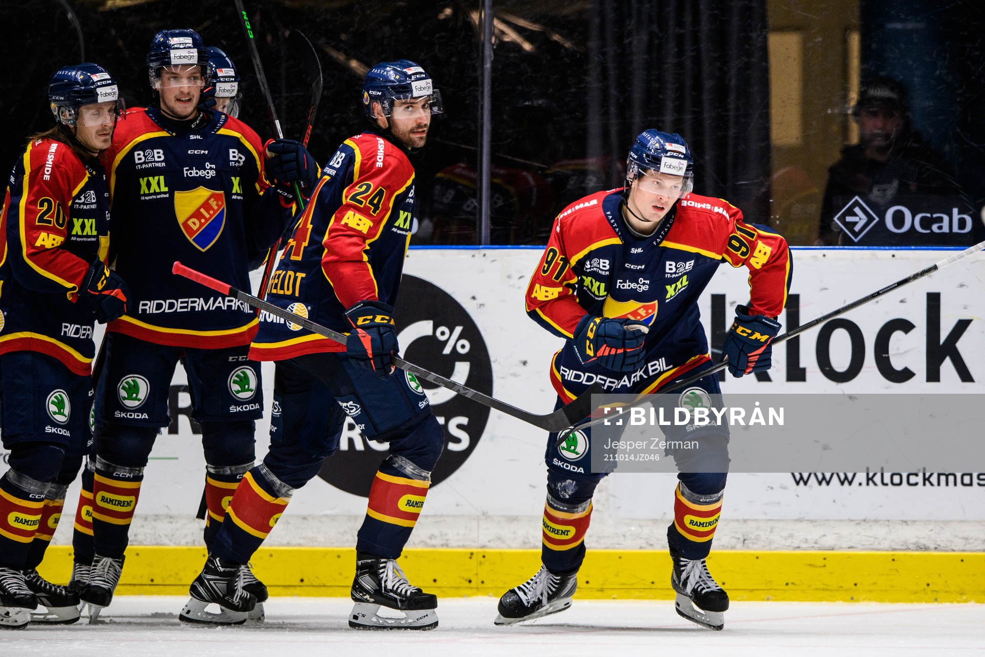Djurgårdens Linus Andersson (h) jublar