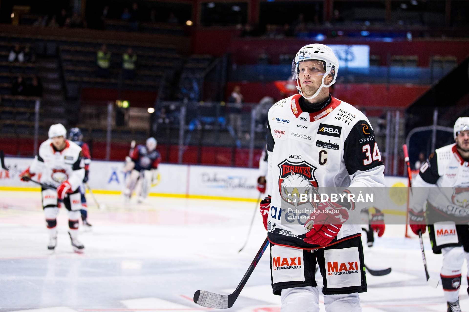 Malmö Redhawks Carl Söderberg jublar