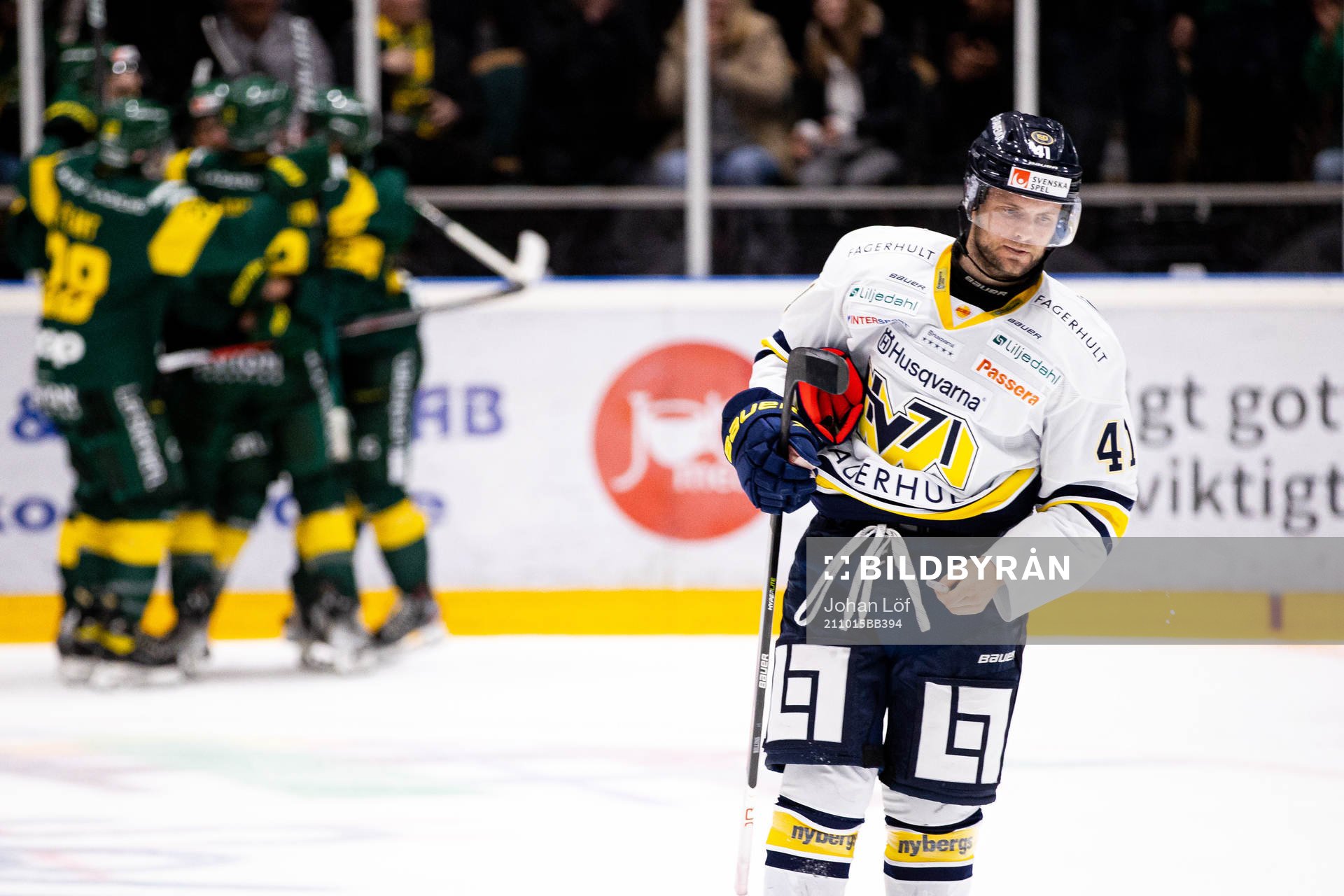 s Chad Billins deppar