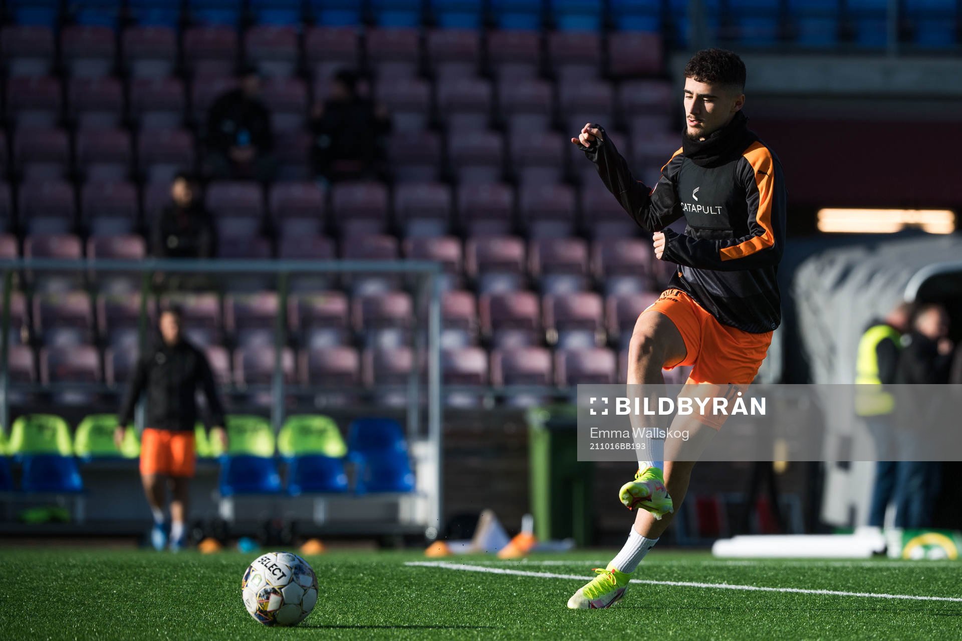 AFC Eskilstunas Ismet Lushaku innan fotbollsmatchen i