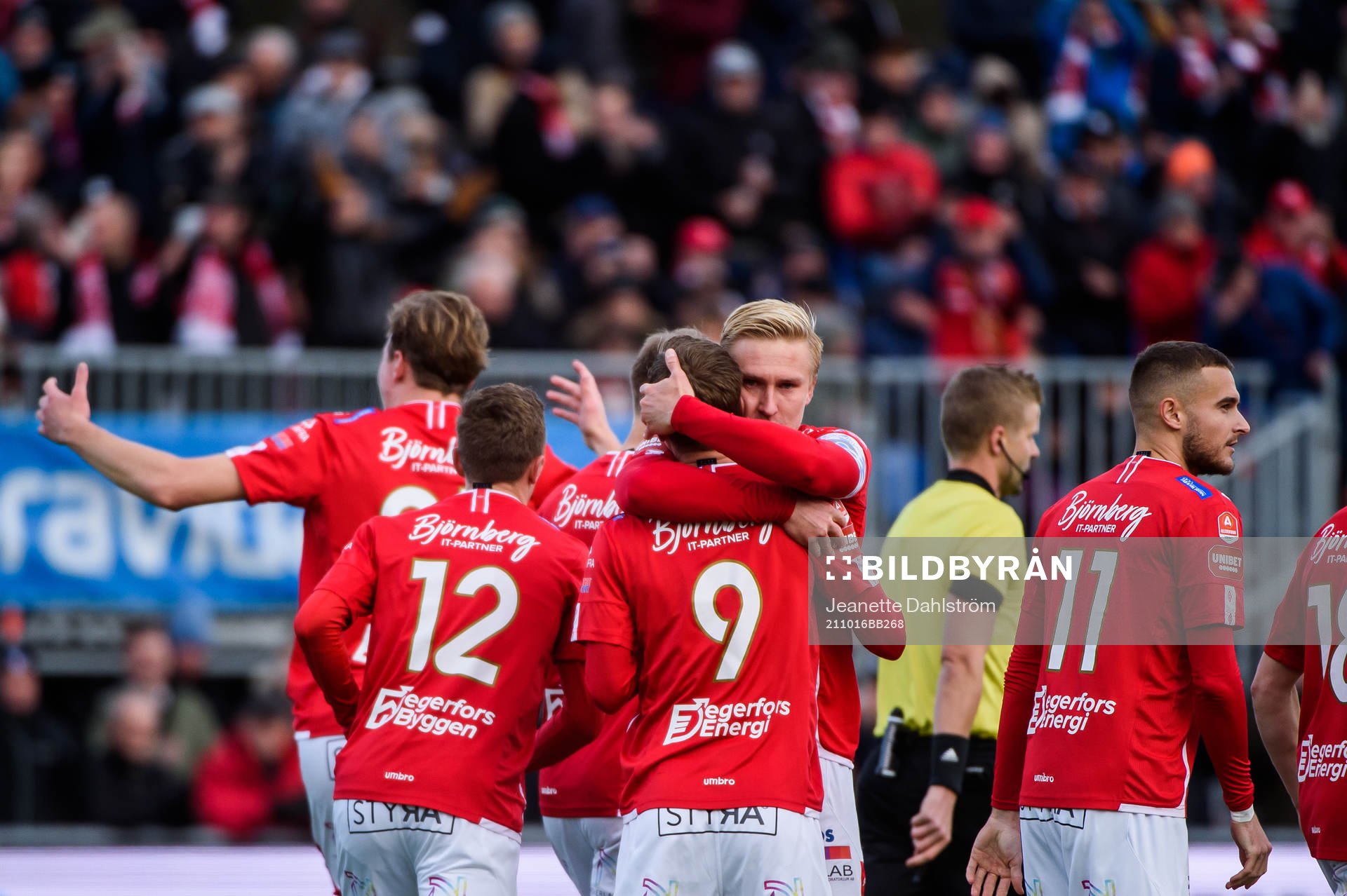 Degerfors Johan Bertilsson jublar efter 1-0 under fotbollsmatchen i Allsvenskan mellan Degerfors och Halmstad den 16 oktober 2021 i Degerfors.